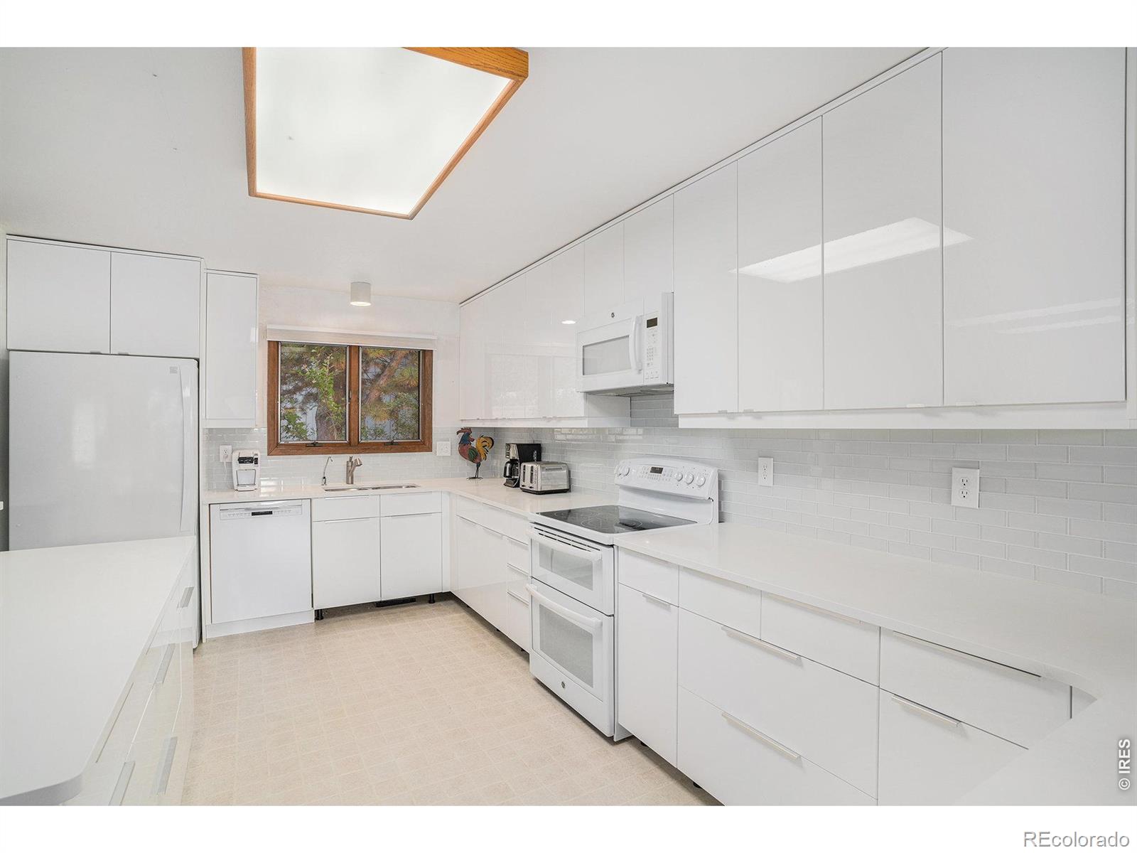MLS Image #5 for 600  collingswood drive,fort collins, Colorado
