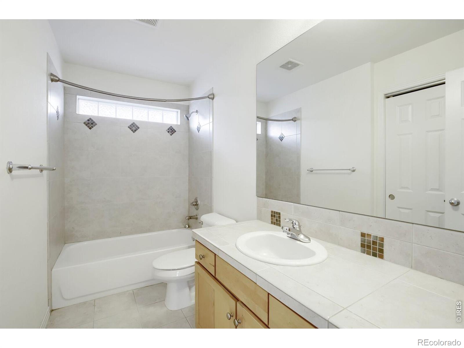 MLS Image #20 for 305  river view court,longmont, Colorado