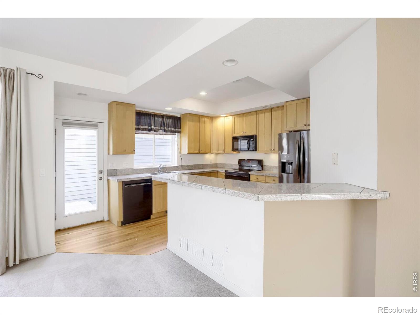 MLS Image #7 for 305  river view court,longmont, Colorado