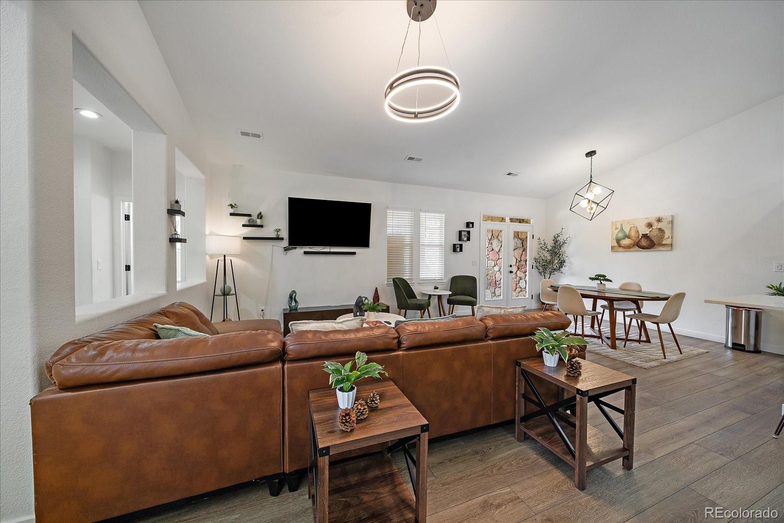 MLS Image #3 for 23043 e ontario drive,aurora, Colorado