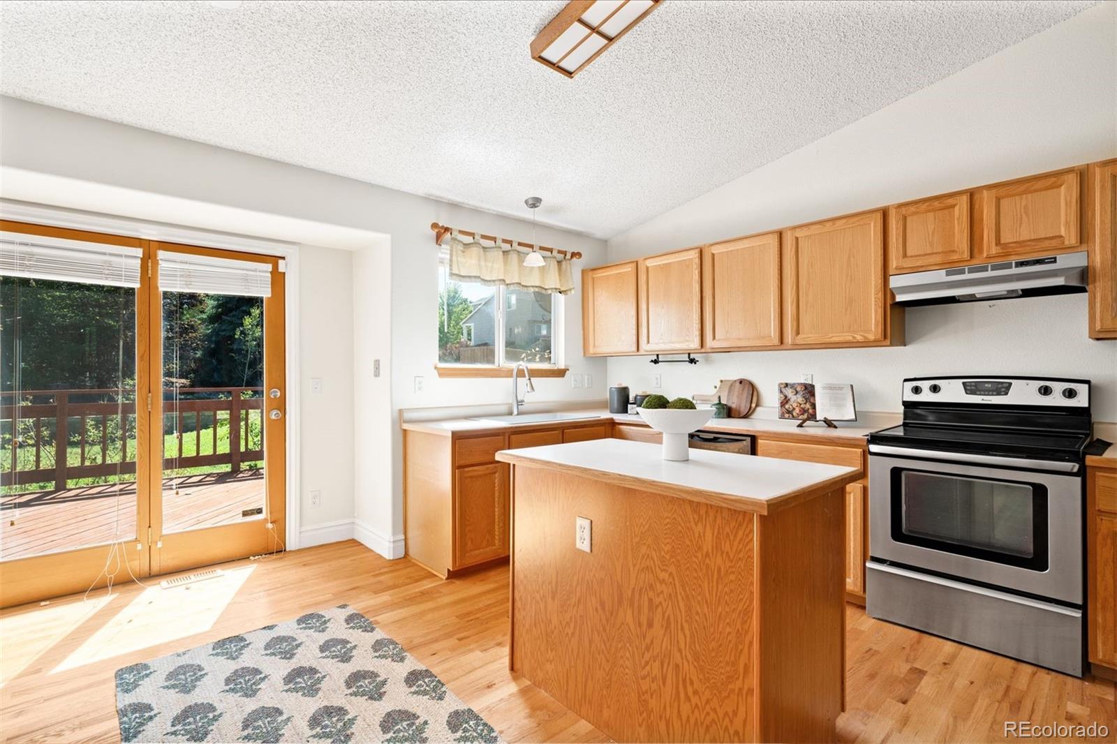 MLS Image #15 for 9503  castle ridge circle,highlands ranch, Colorado