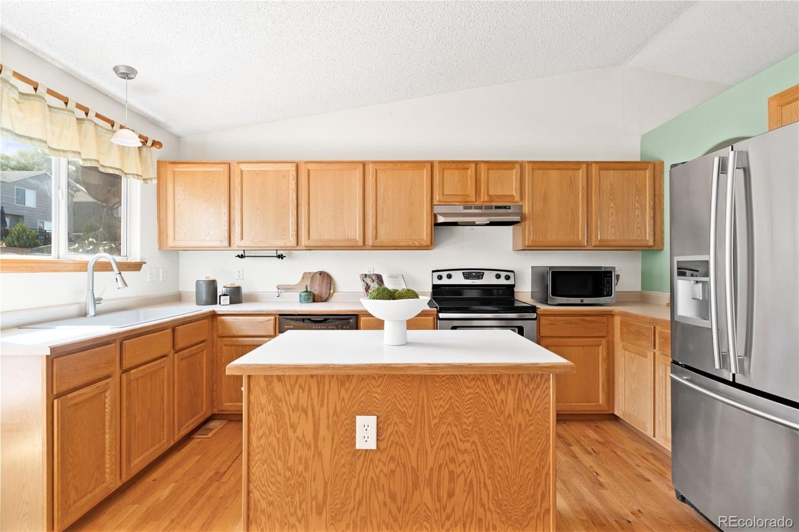 MLS Image #2 for 9503  castle ridge circle,highlands ranch, Colorado