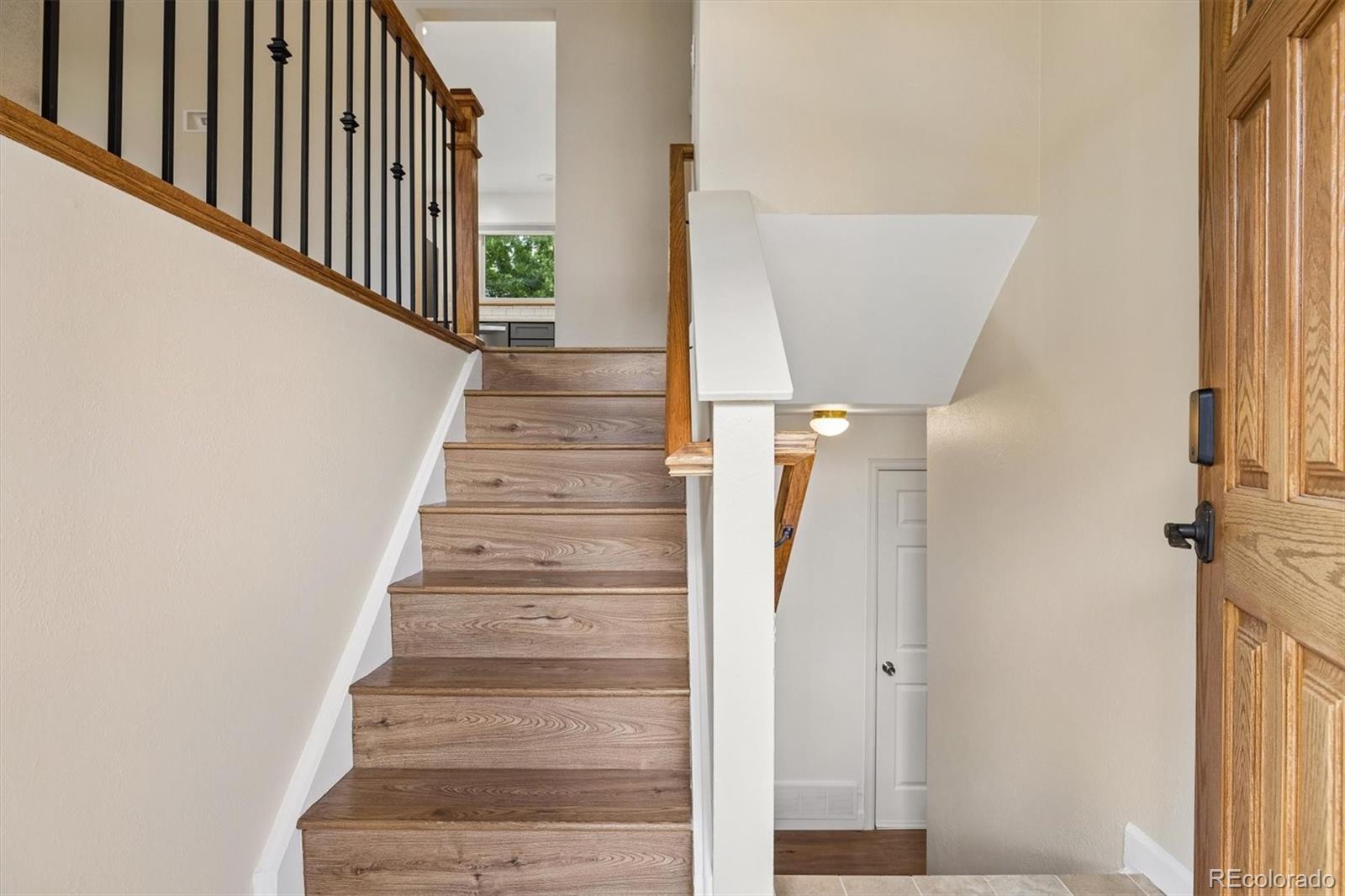 MLS Image #4 for 9143 w arbor avenue,littleton, Colorado