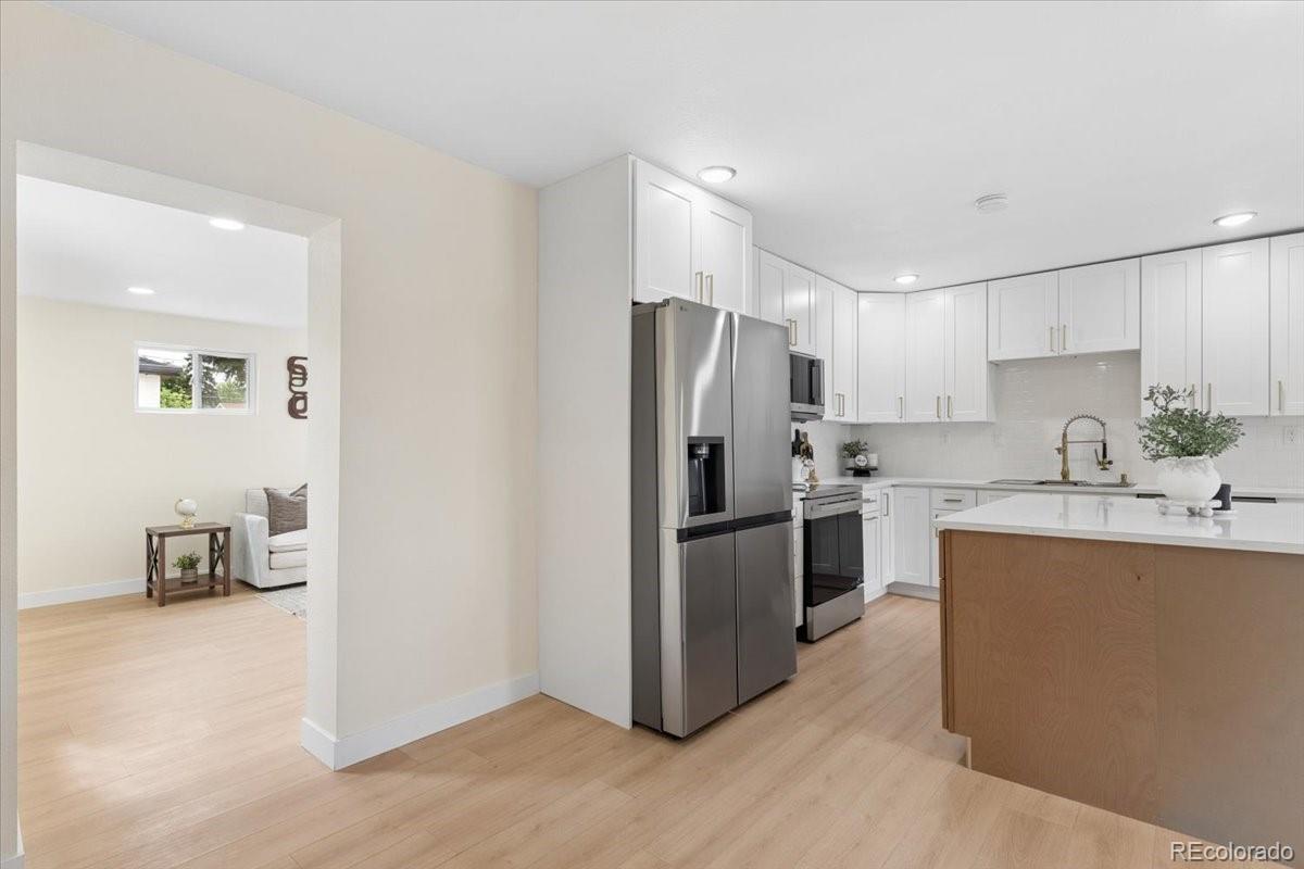 MLS Image #10 for 13584 e 7th avenue,aurora, Colorado