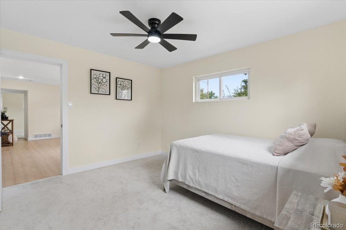 MLS Image #15 for 13584 e 7th avenue,aurora, Colorado