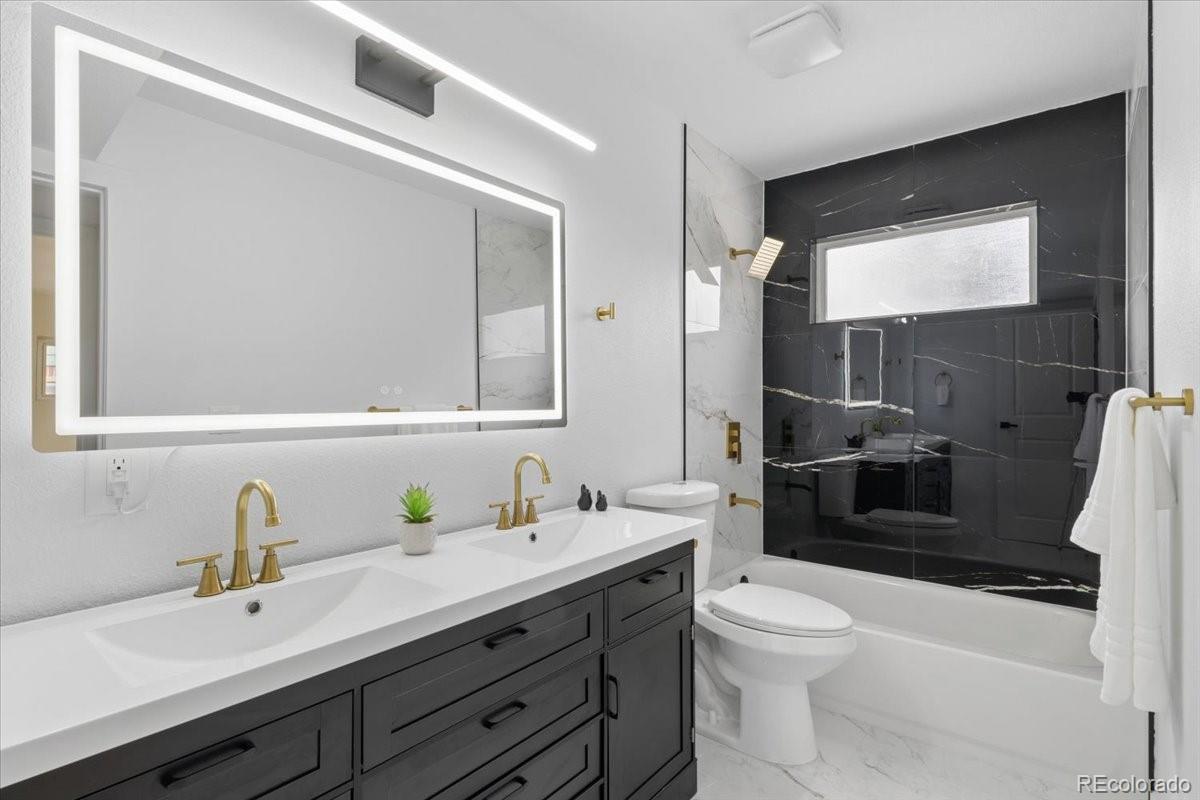 MLS Image #21 for 13584 e 7th avenue,aurora, Colorado