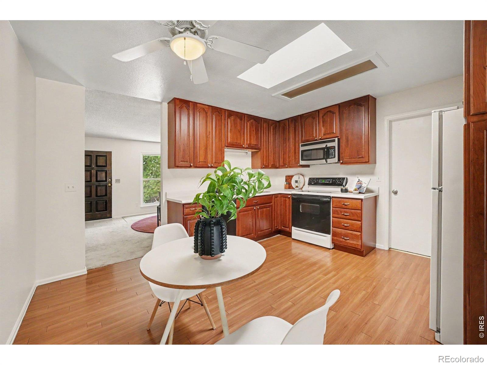 MLS Image #5 for 3233 s holland way,lakewood, Colorado