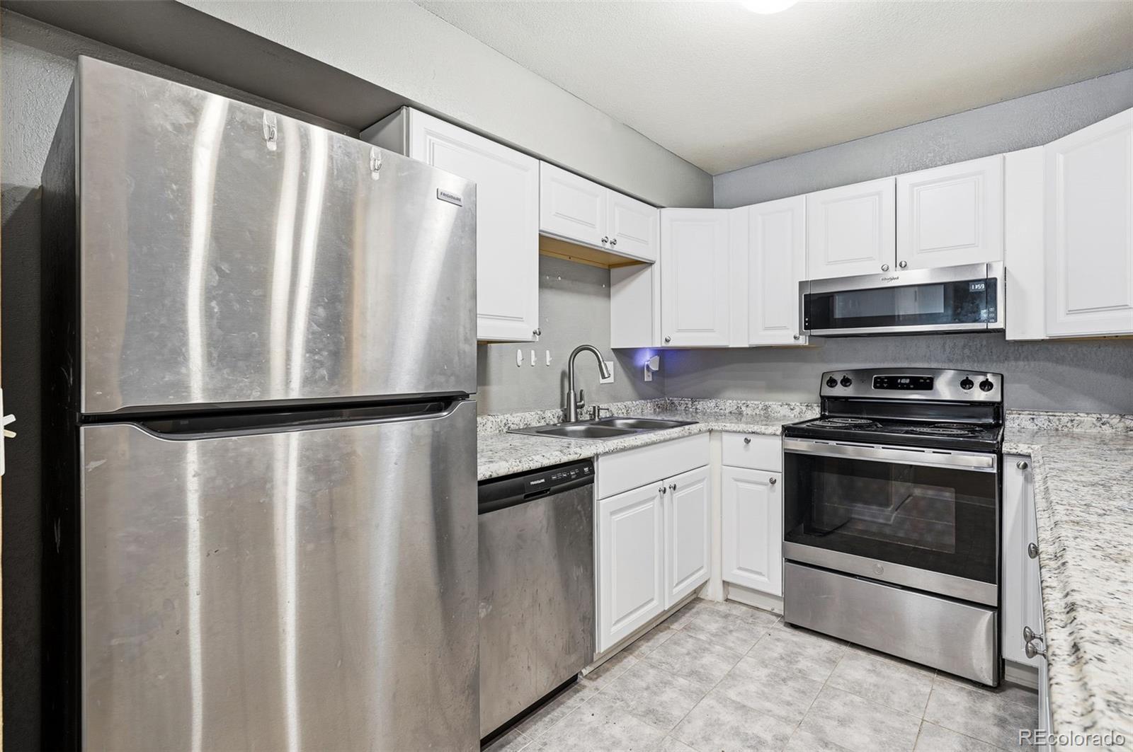 MLS Image #13 for 2280 s oswego way,aurora, Colorado