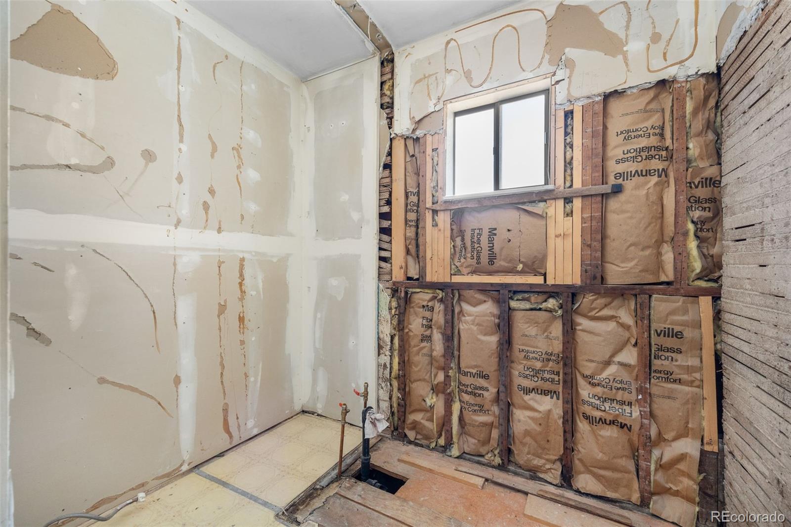 MLS Image #13 for 2425 w college avenue,denver, Colorado