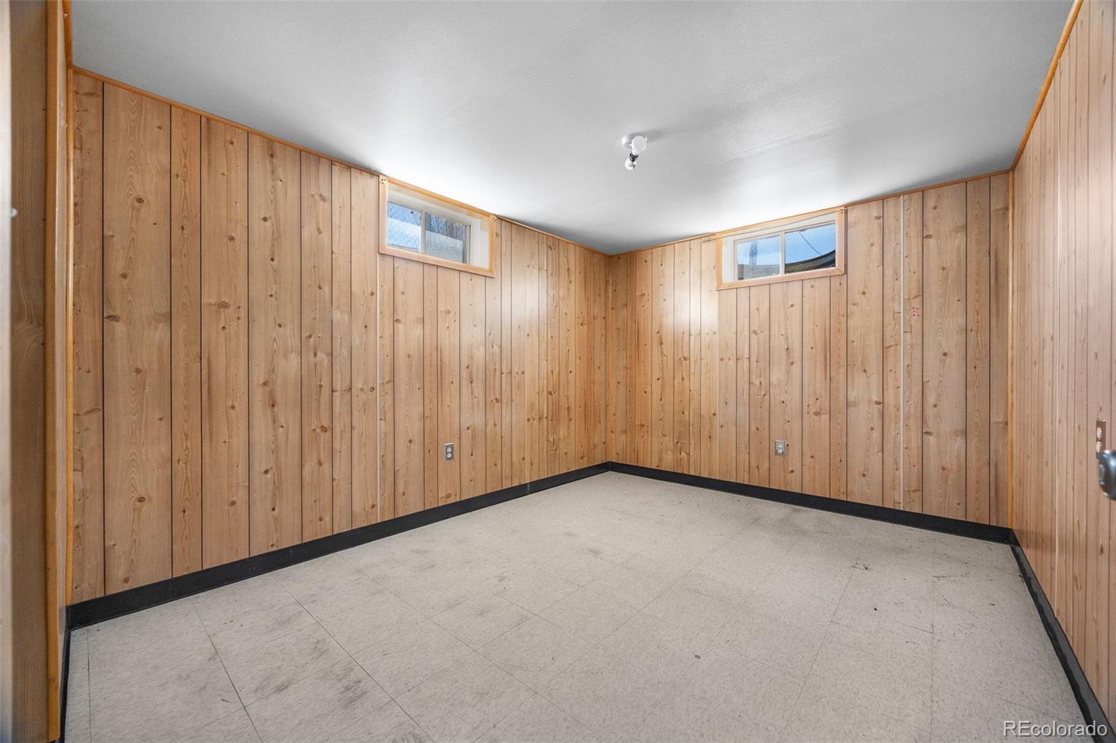 MLS Image #21 for 2425 w college avenue,denver, Colorado