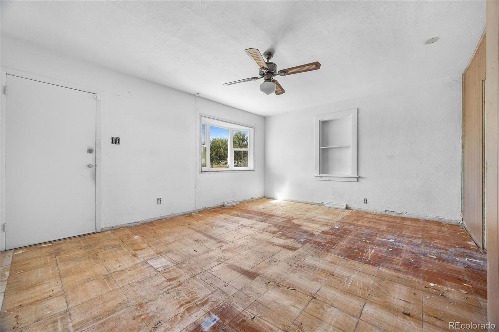 MLS Image #5 for 2425 w college avenue,denver, Colorado