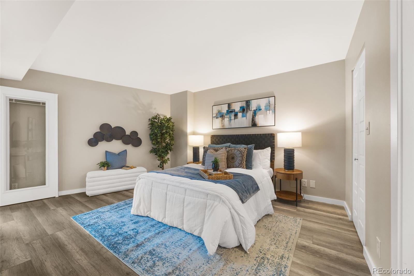 MLS Image #19 for 1777  larimer street,denver, Colorado
