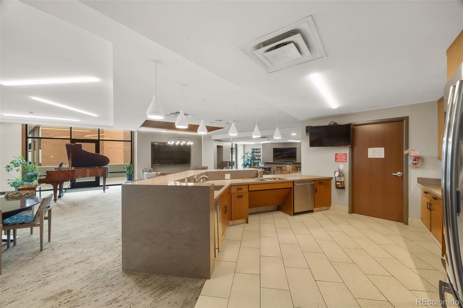 MLS Image #31 for 1777  larimer street,denver, Colorado