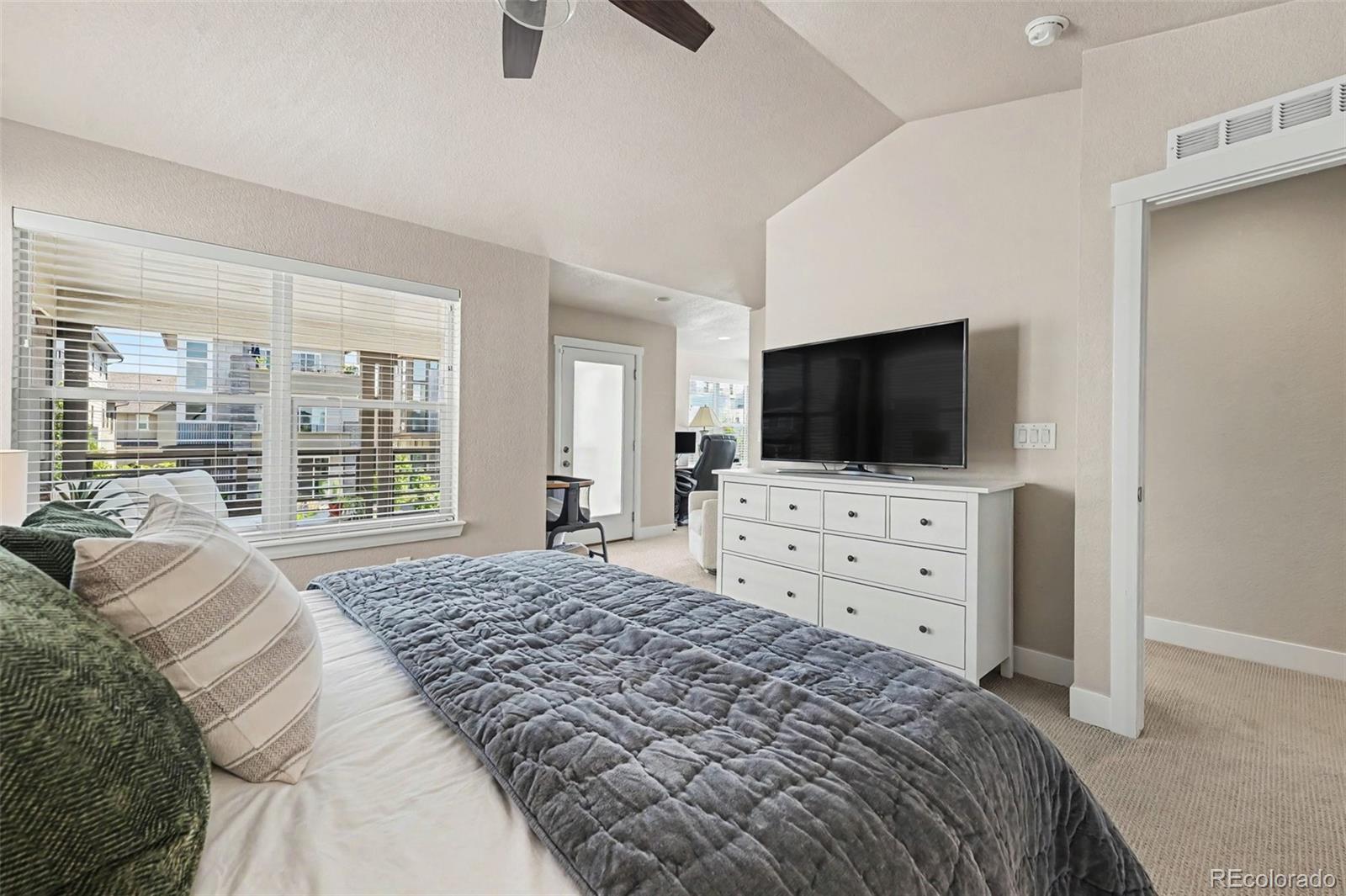 MLS Image #20 for 5997  geneva street,denver, Colorado