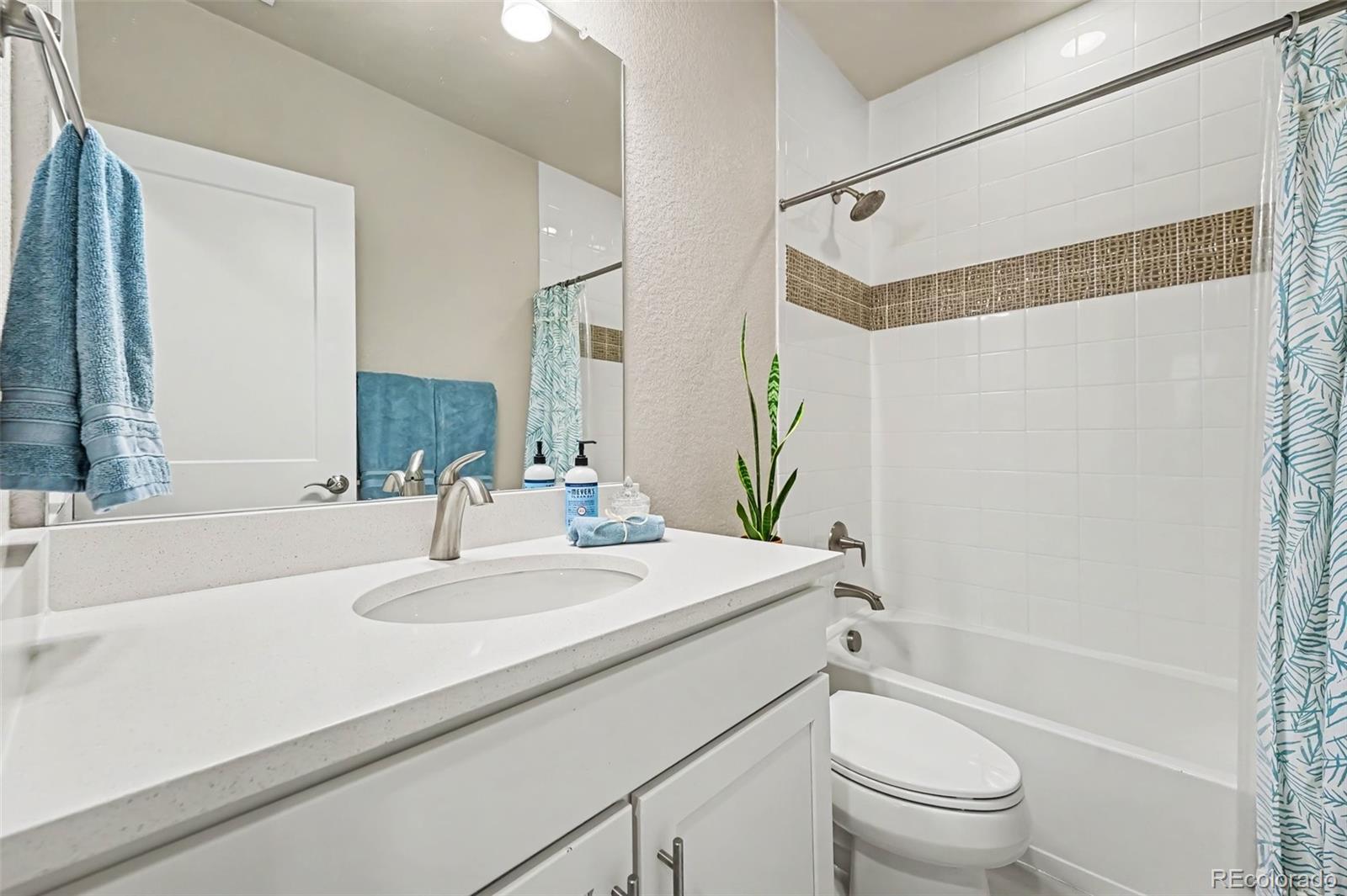 MLS Image #30 for 5997  geneva street,denver, Colorado
