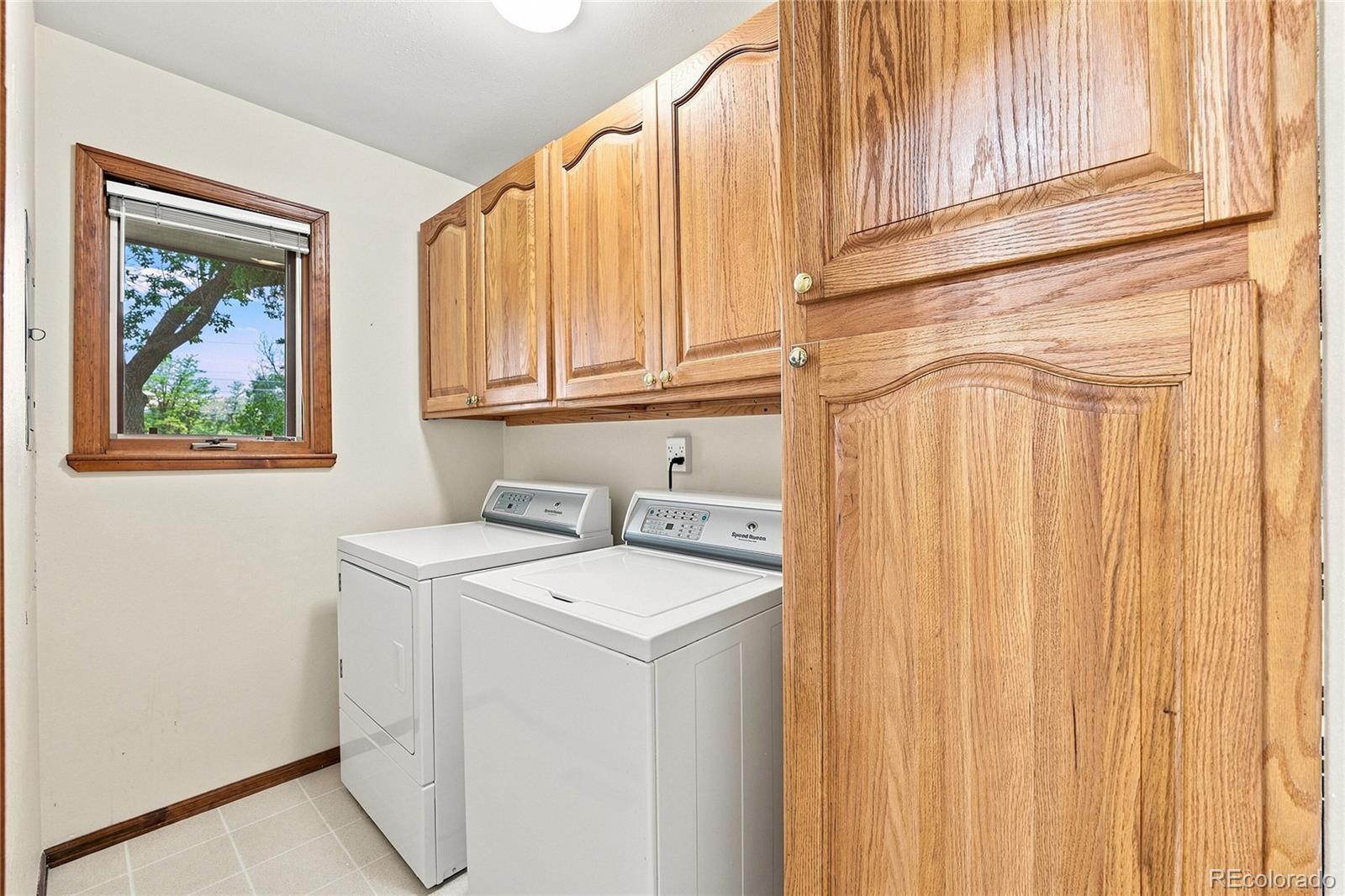 MLS Image #18 for 6048  dhu court,longmont, Colorado