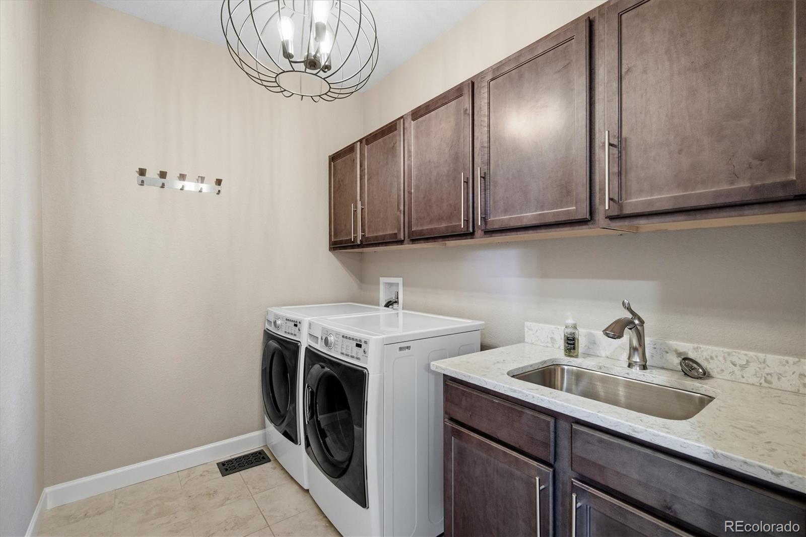 MLS Image #18 for 6714 s catawba way,aurora, Colorado