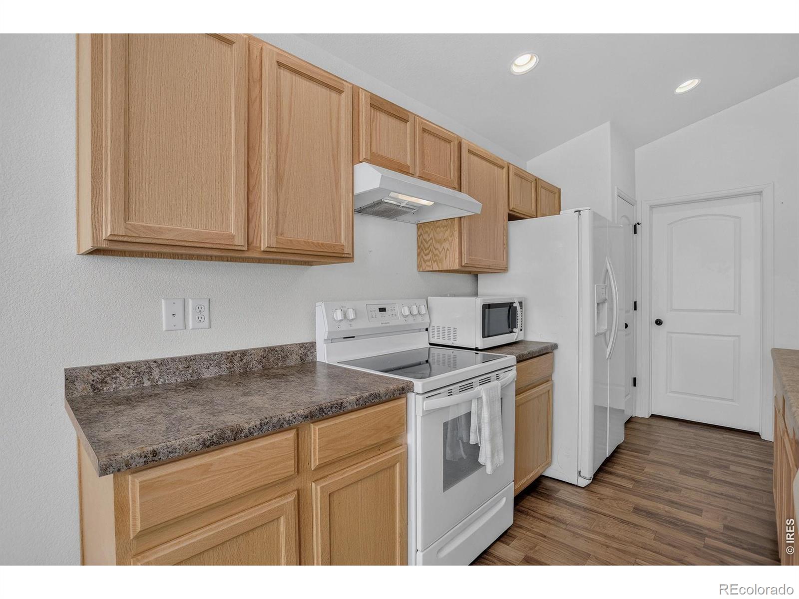 MLS Image #10 for 703  cavern street,severance, Colorado