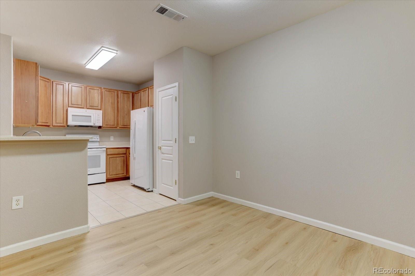 MLS Image #5 for 10473 w hampden avenue,lakewood, Colorado