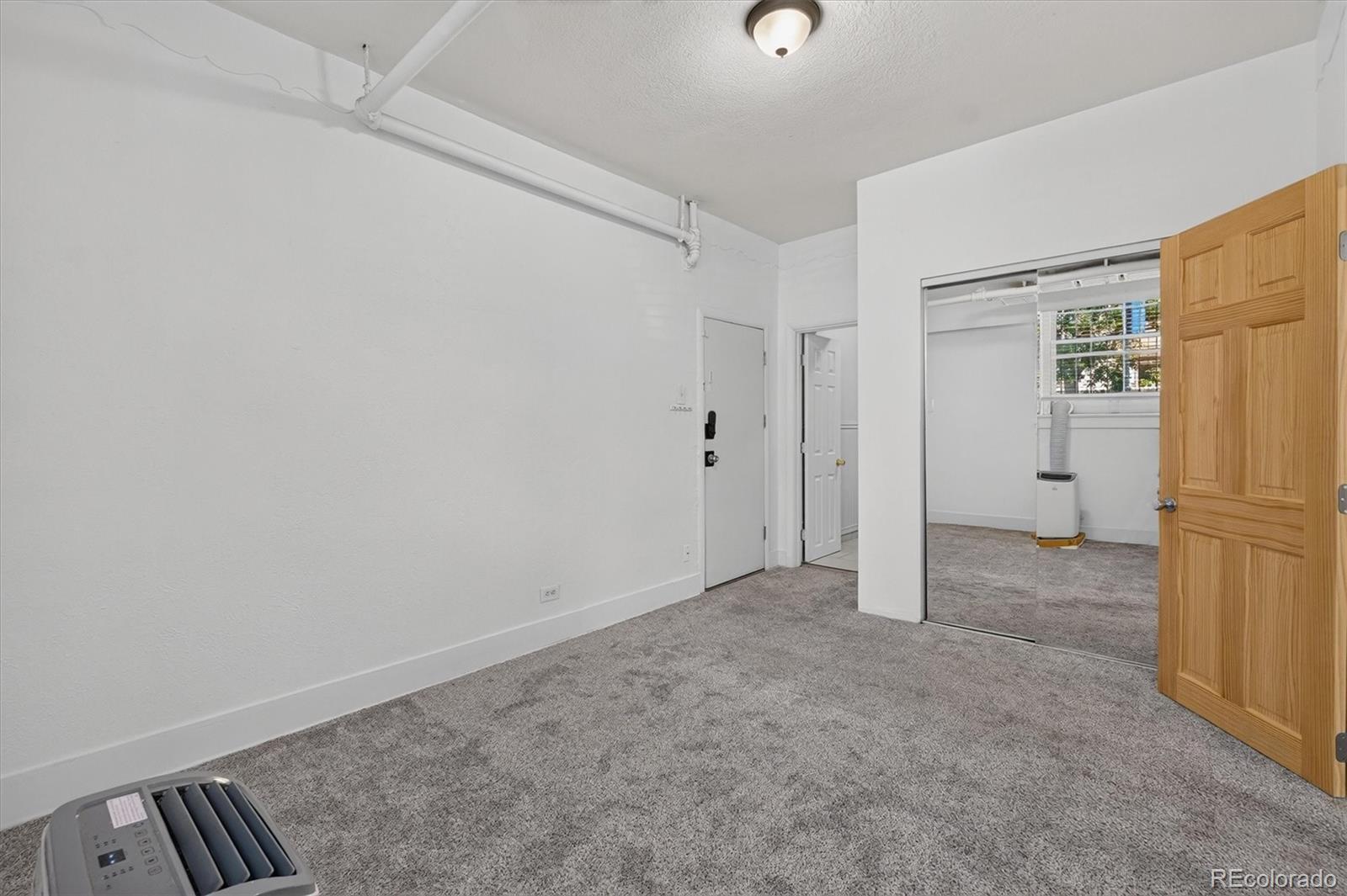 MLS Image #19 for 1376 n pearl street,denver, Colorado