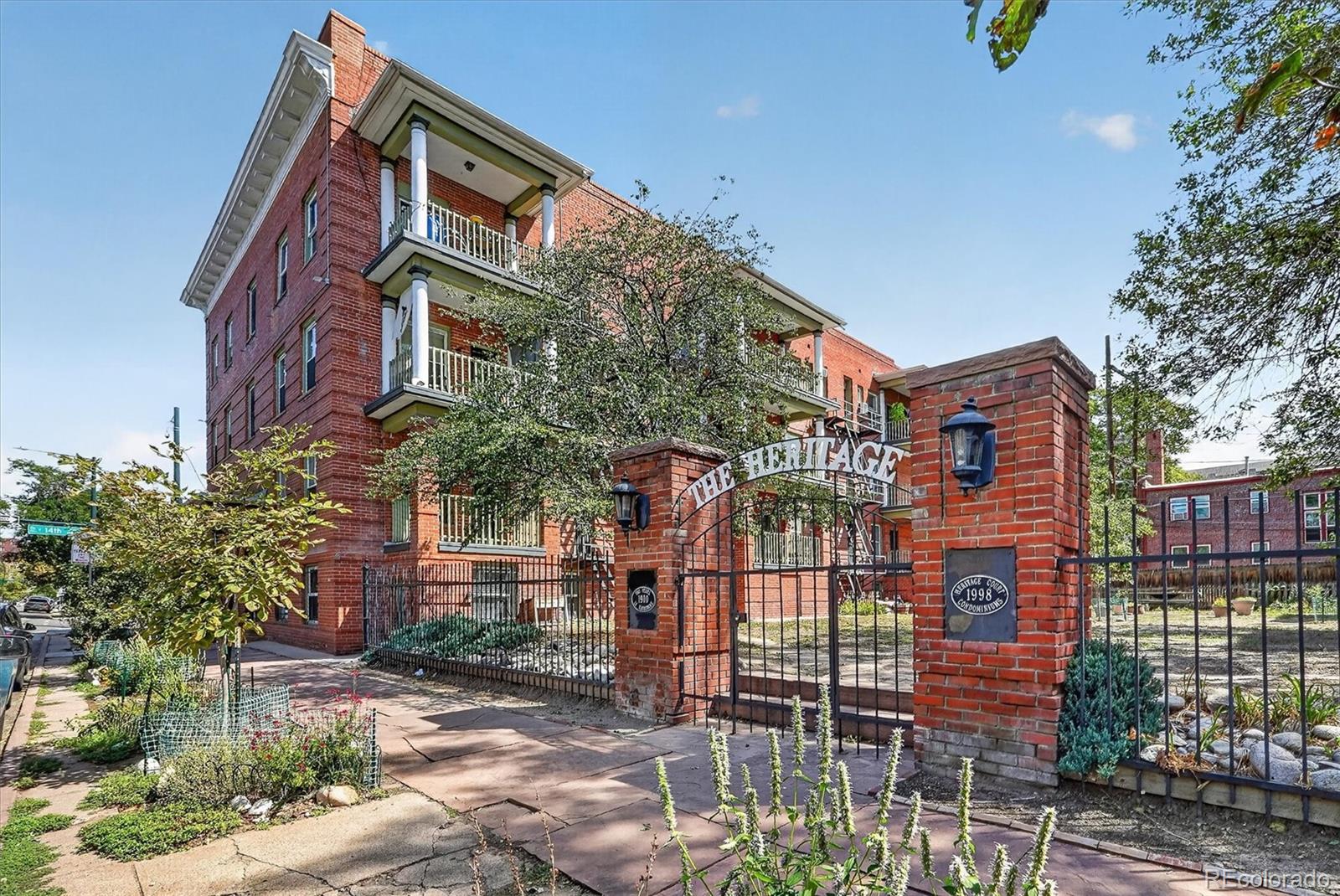 MLS Image #29 for 1376 n pearl street,denver, Colorado
