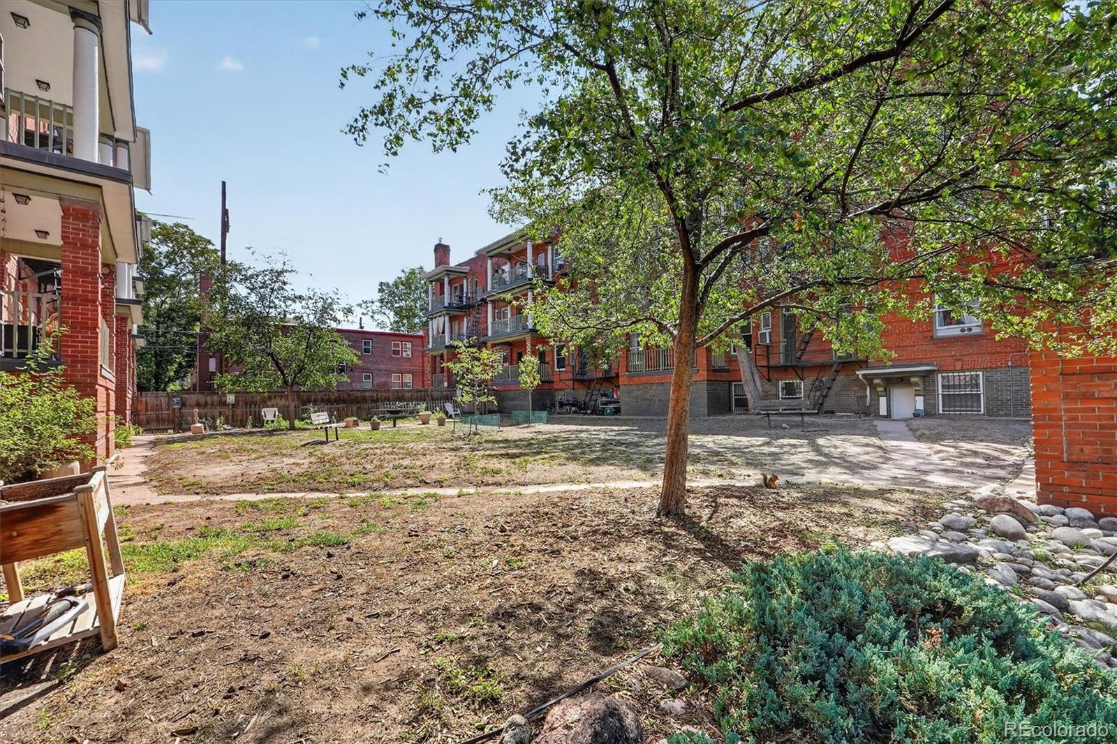 MLS Image #30 for 1376 n pearl street,denver, Colorado