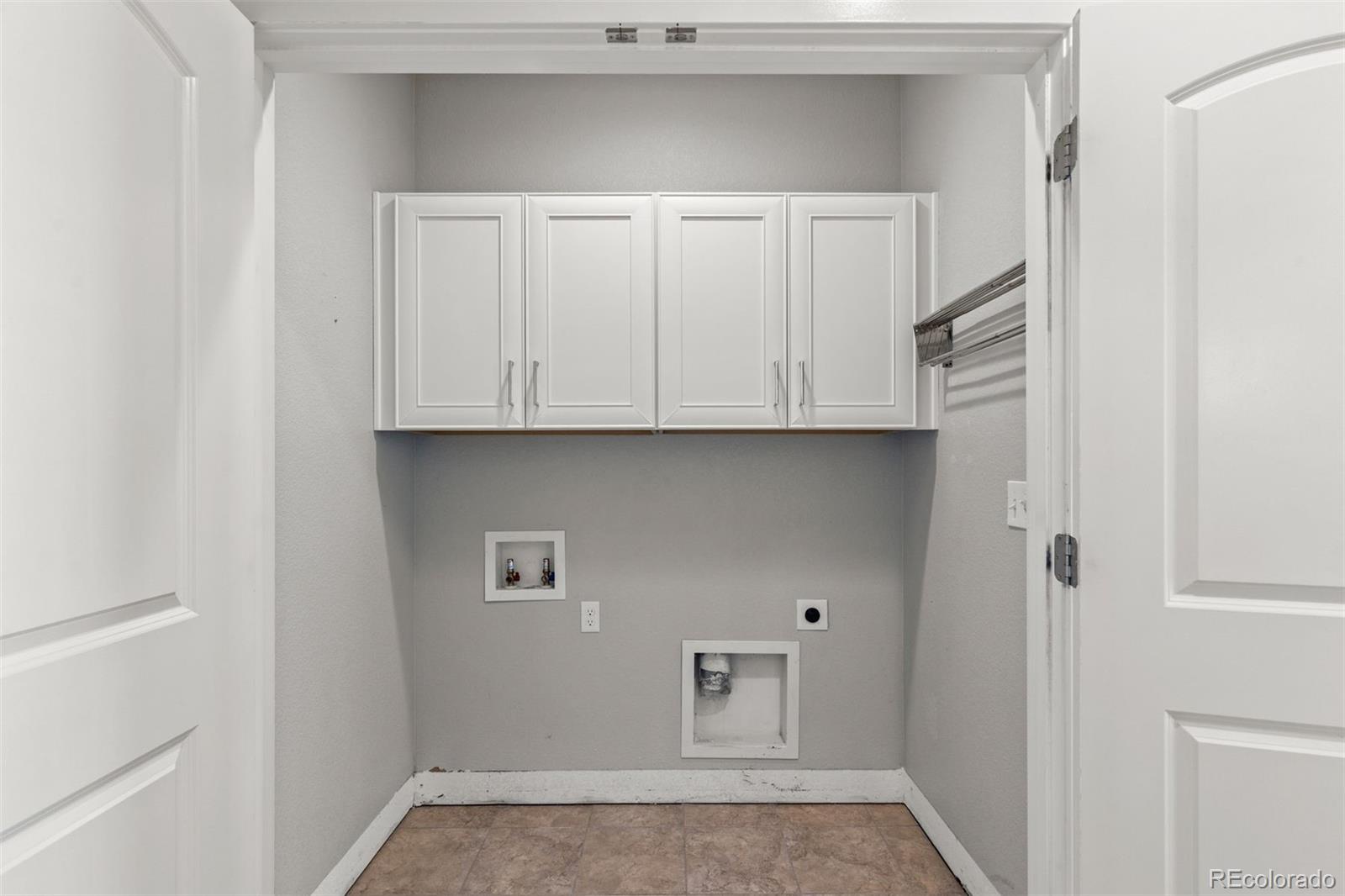 MLS Image #16 for 5961  boston street,denver, Colorado