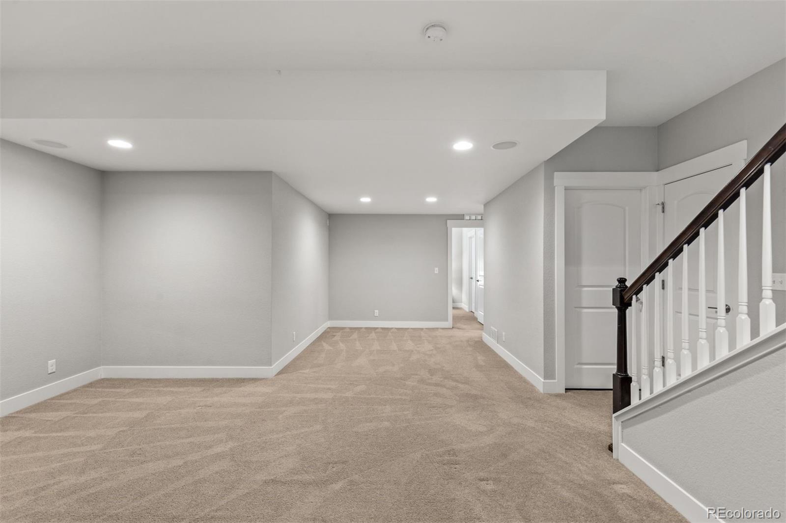 MLS Image #33 for 5961  boston street,denver, Colorado