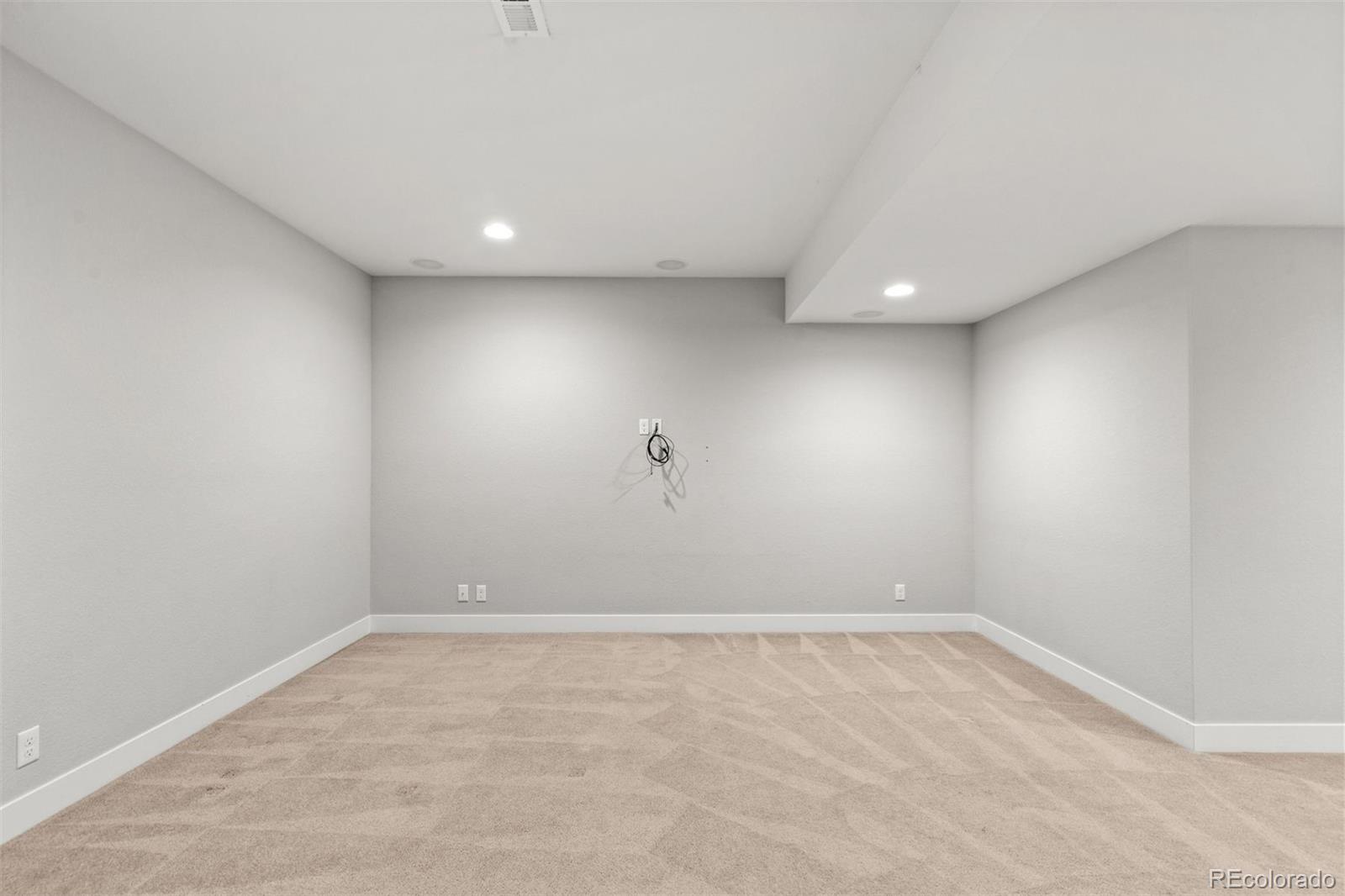 MLS Image #34 for 5961  boston street,denver, Colorado