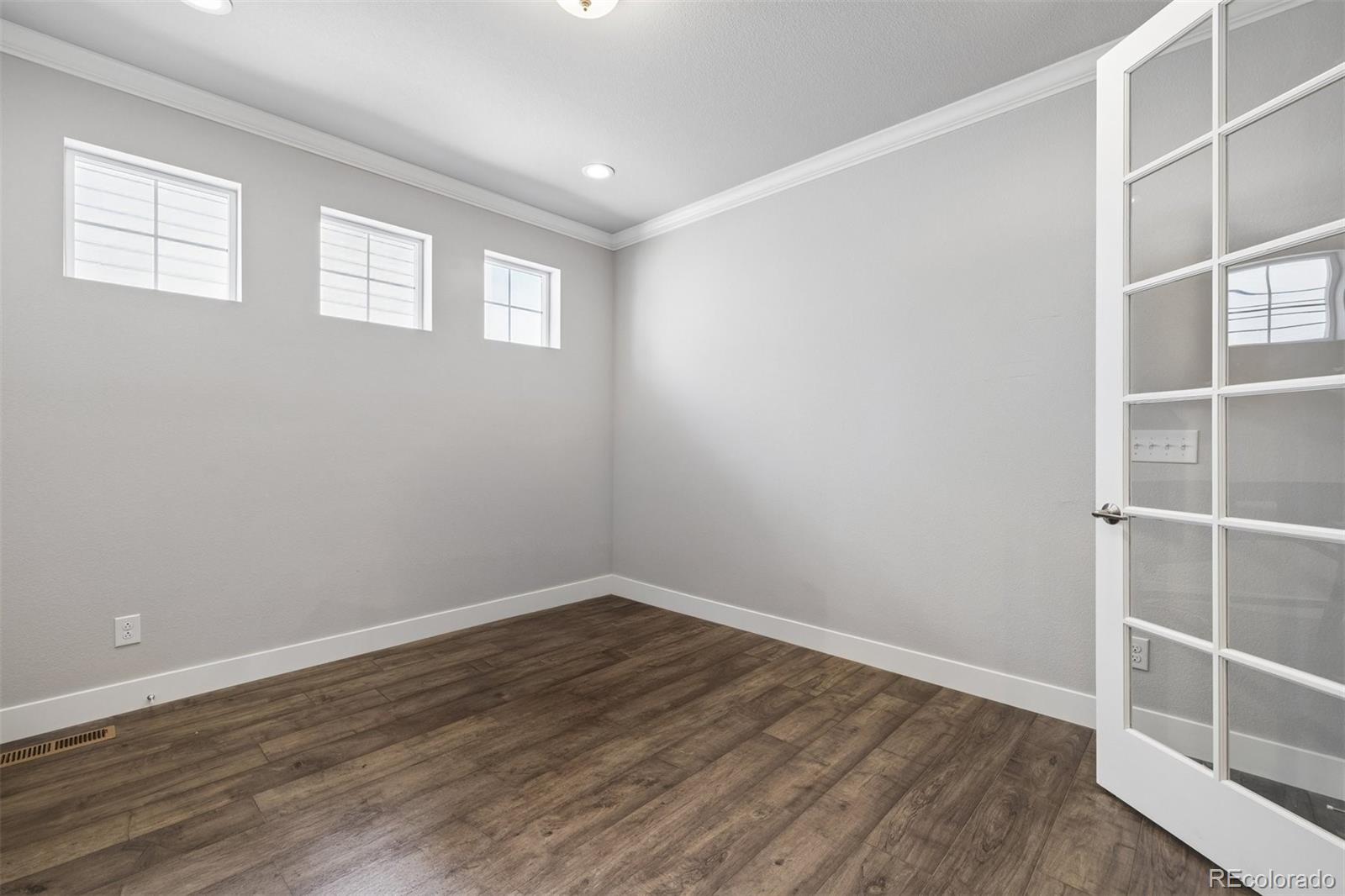 MLS Image #19 for 27232 e frost place,aurora, Colorado