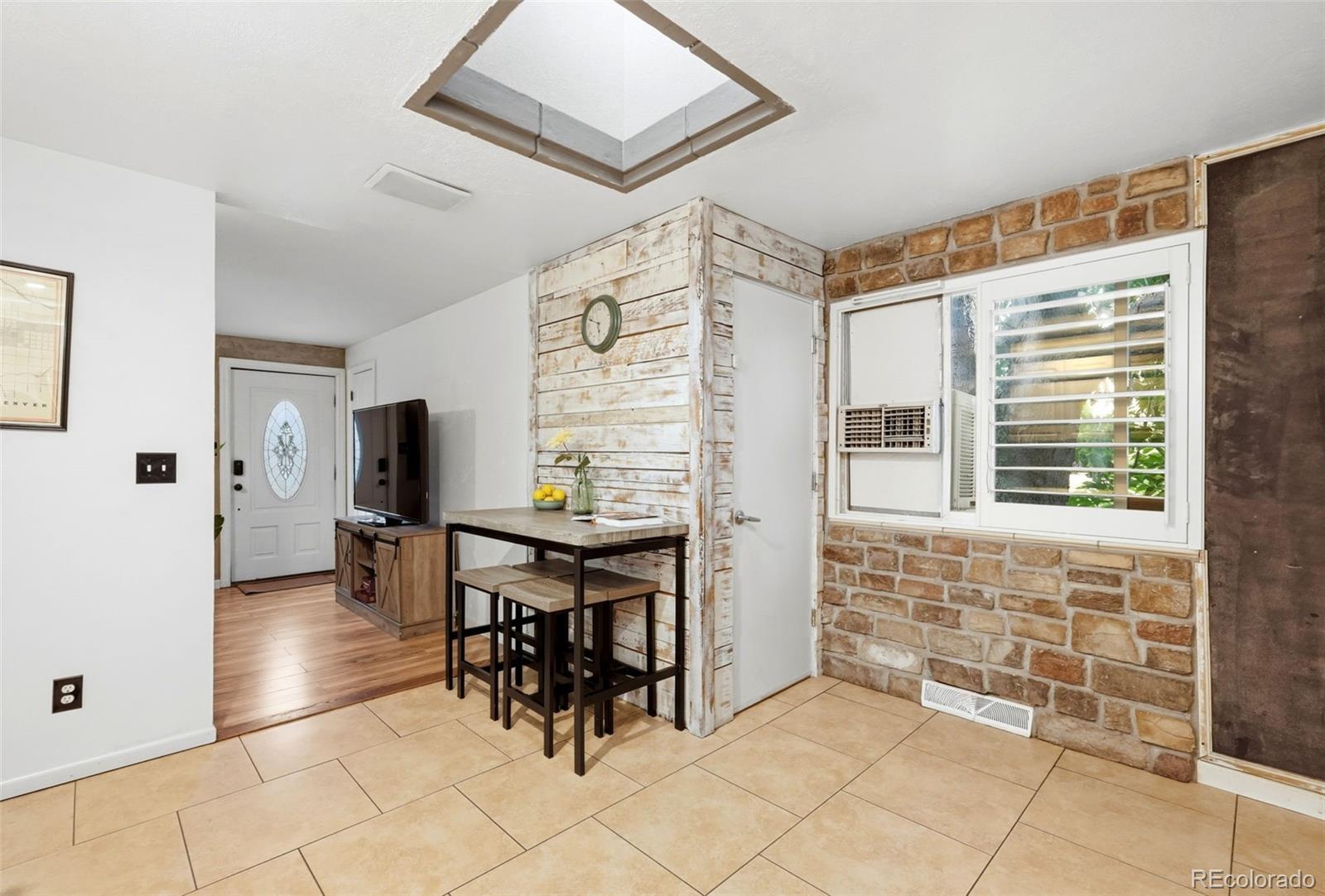 MLS Image #8 for 902 s ironton street,aurora, Colorado