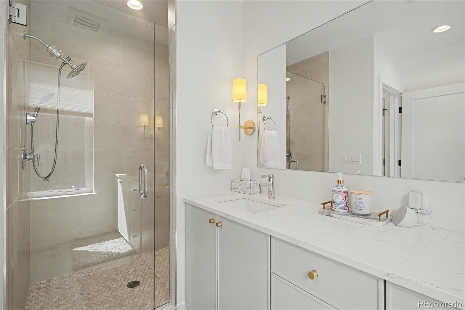 MLS Image #16 for 2578 s broadway avenue ,denver, Colorado
