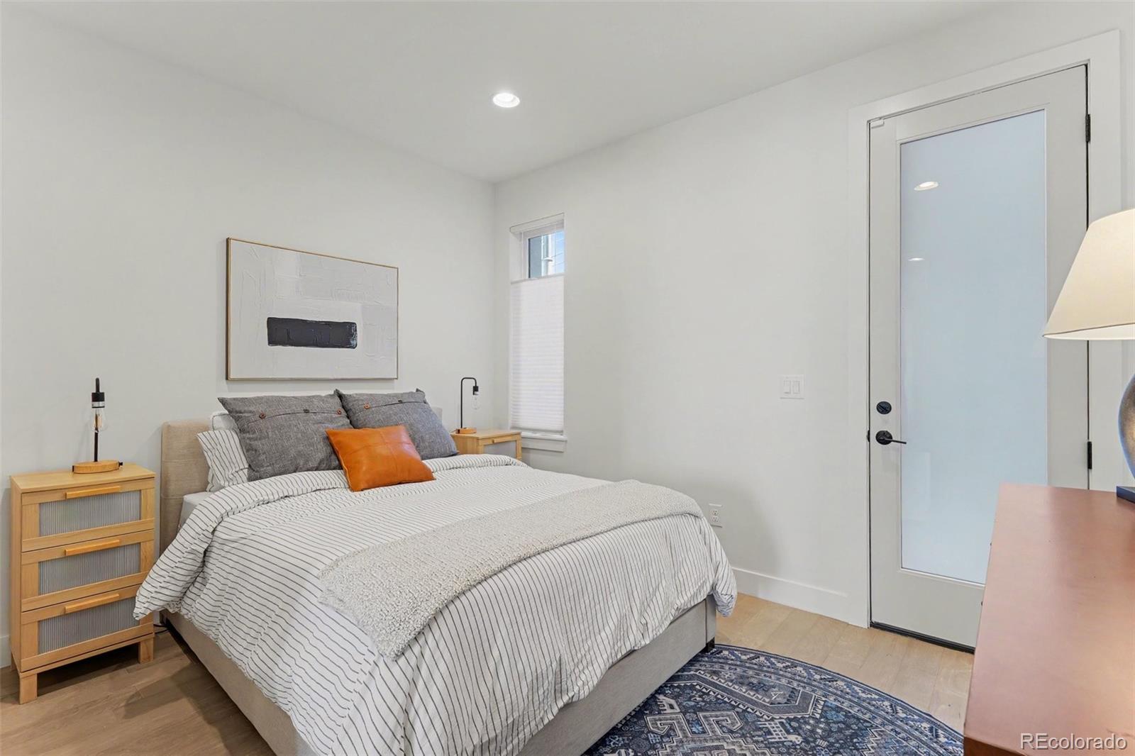 MLS Image #18 for 2578 s broadway avenue ,denver, Colorado
