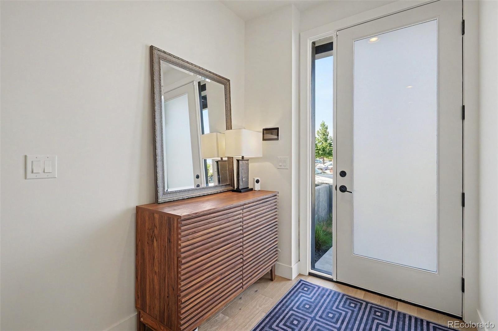 MLS Image #2 for 2578 s broadway avenue ,denver, Colorado