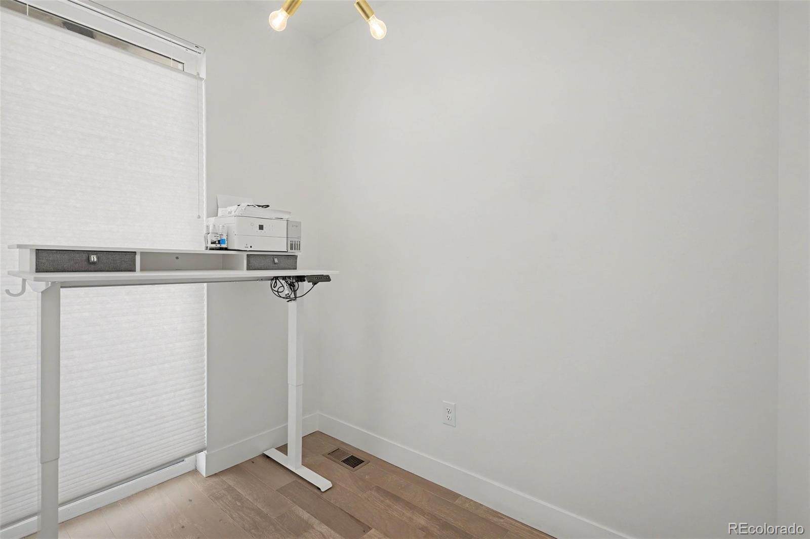 MLS Image #21 for 2578 s broadway avenue ,denver, Colorado