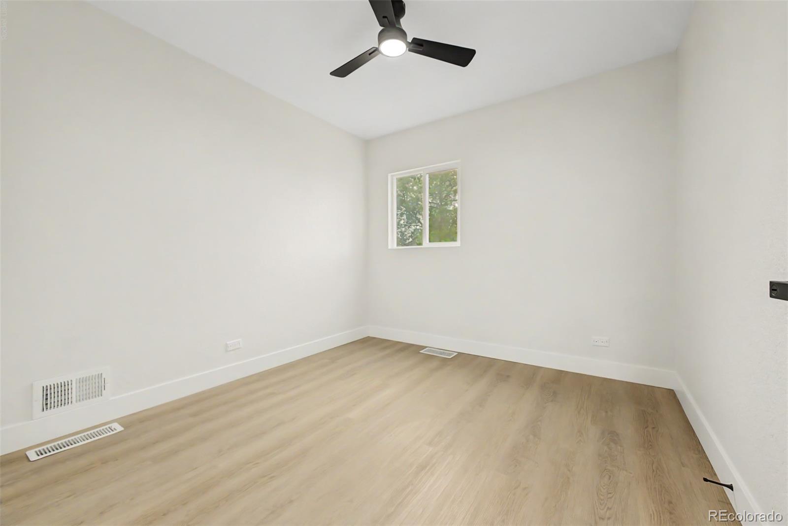 MLS Image #13 for 1242 s seneca way,denver, Colorado
