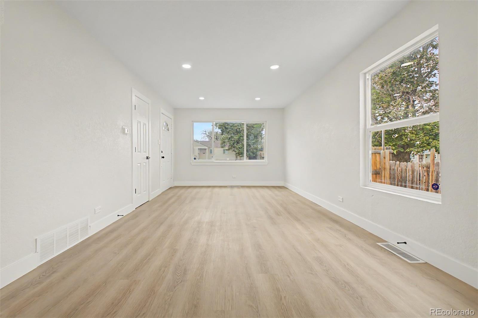 MLS Image #2 for 1242 s seneca way,denver, Colorado