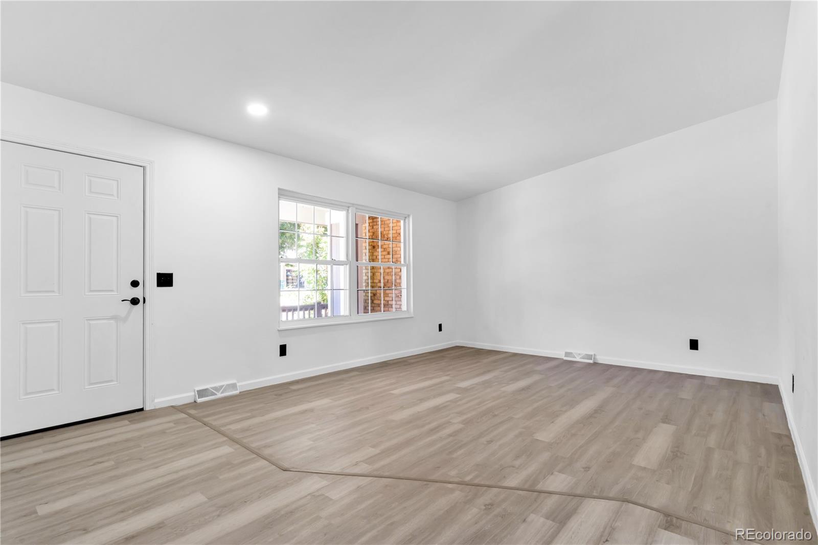 MLS Image #6 for 4660 s idalia street,aurora, Colorado