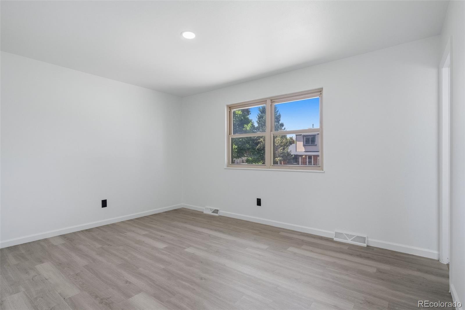 MLS Image #9 for 4660 s idalia street,aurora, Colorado