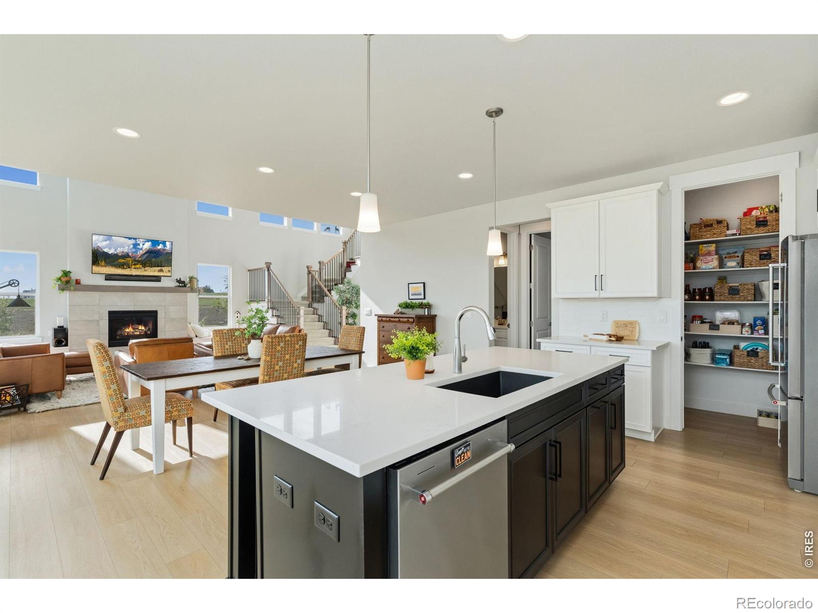 MLS Image #11 for 1828  golden sun drive,windsor, Colorado