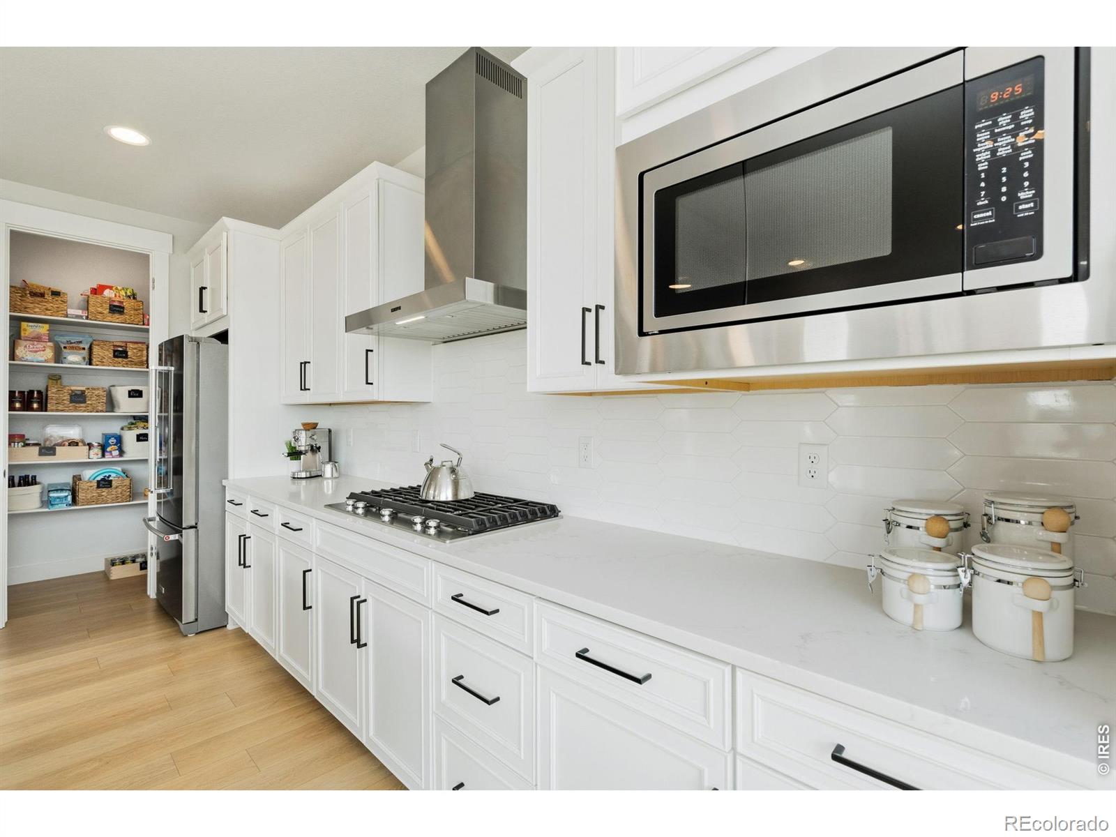MLS Image #13 for 1828  golden sun drive,windsor, Colorado