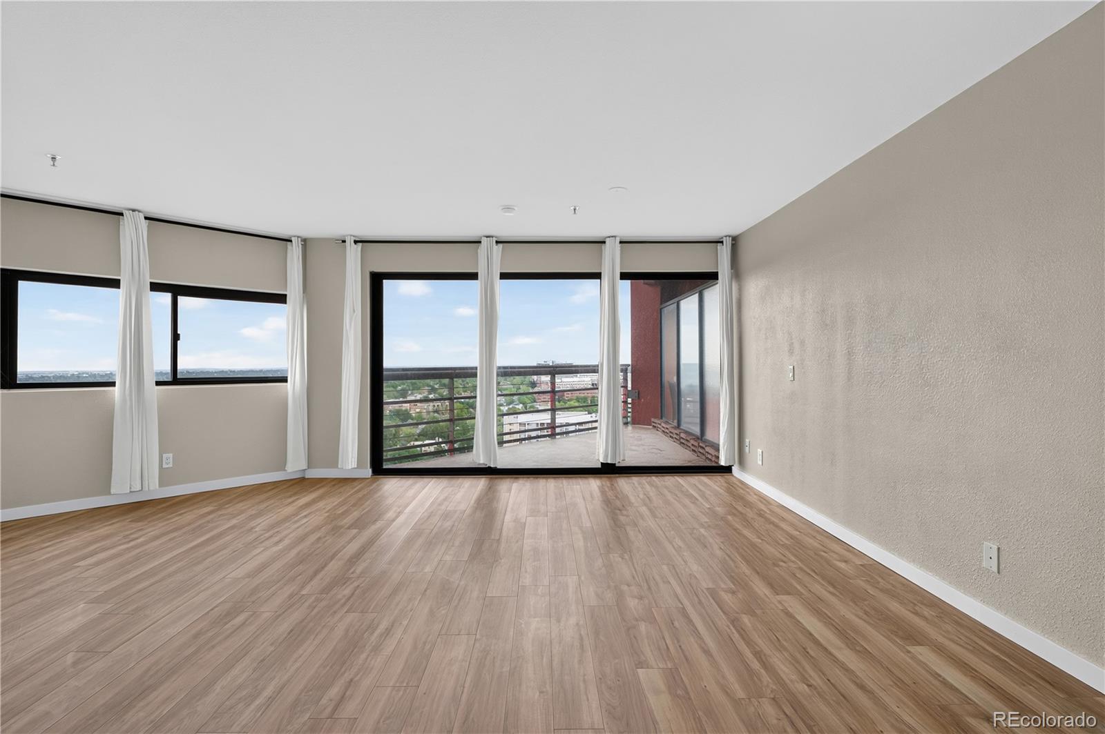 MLS Image #10 for 100  park avenue,denver, Colorado