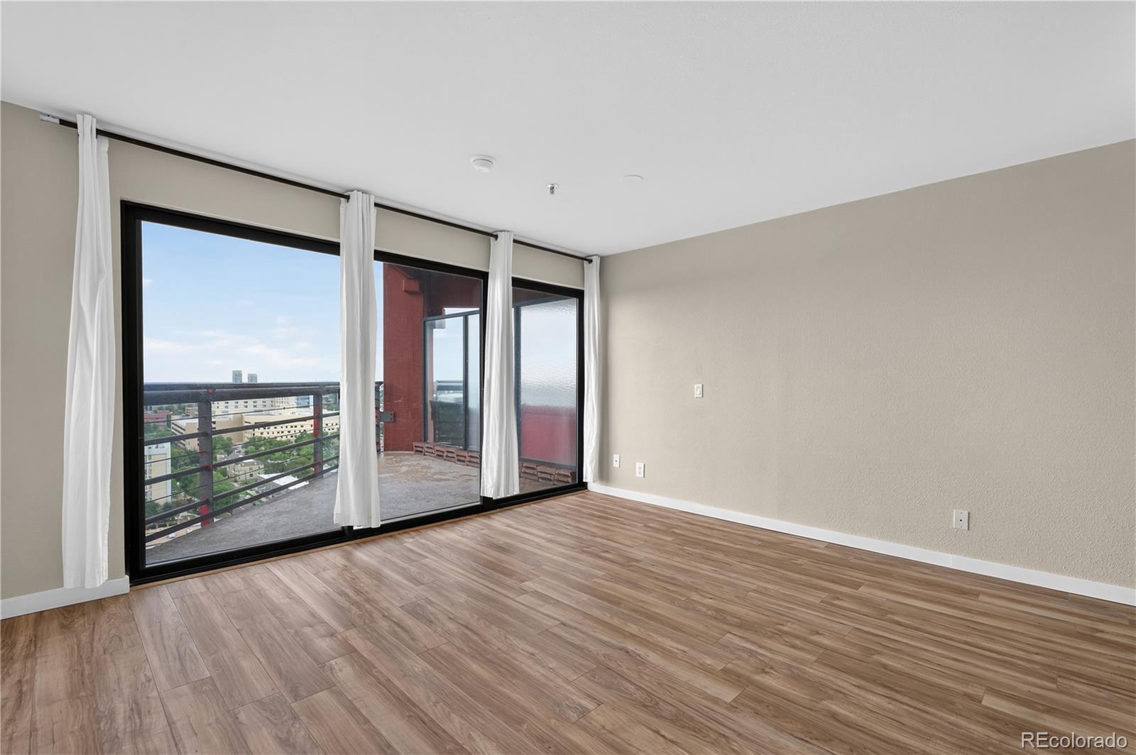 MLS Image #11 for 100  park avenue,denver, Colorado