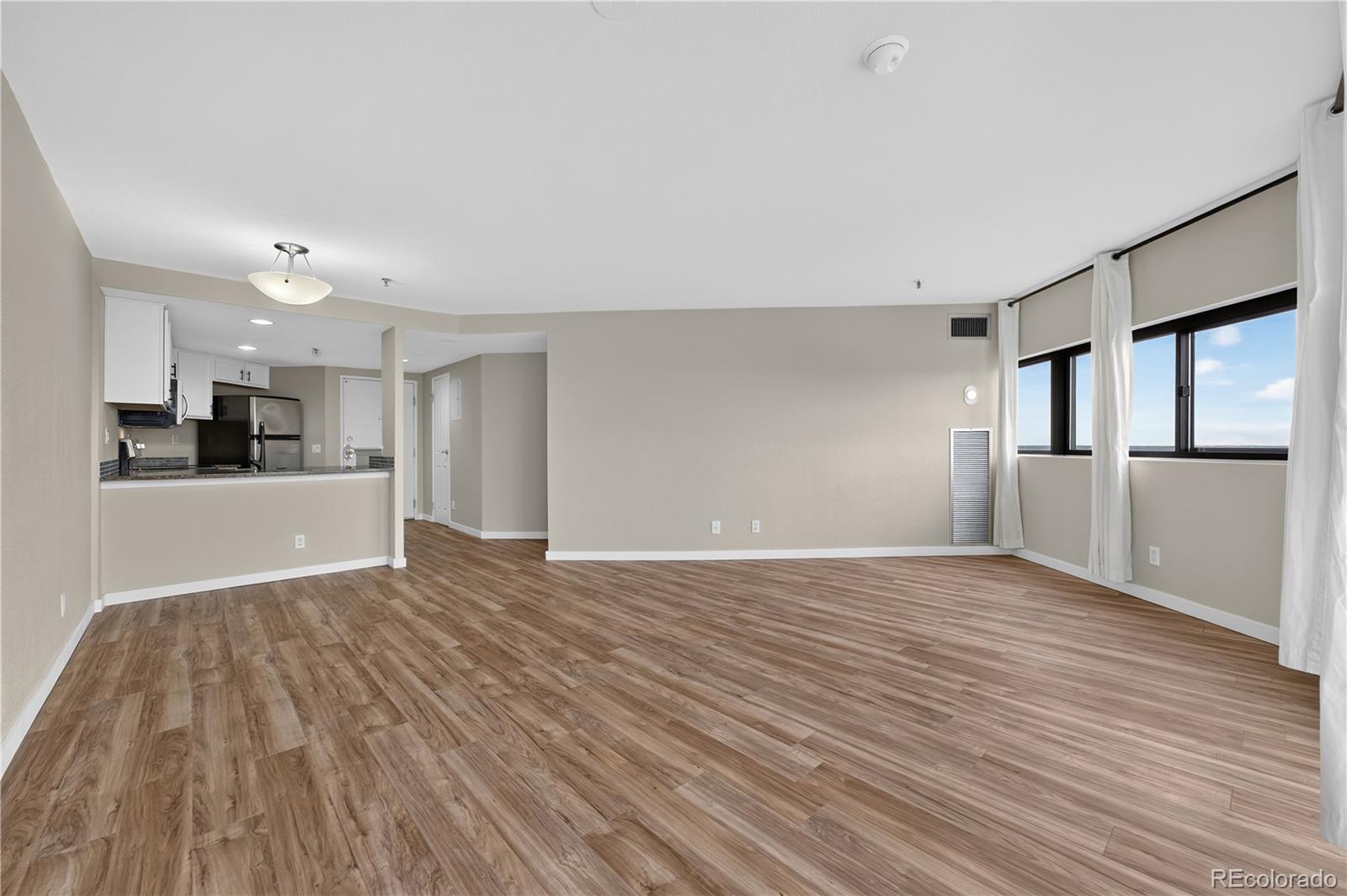 MLS Image #15 for 100  park avenue,denver, Colorado