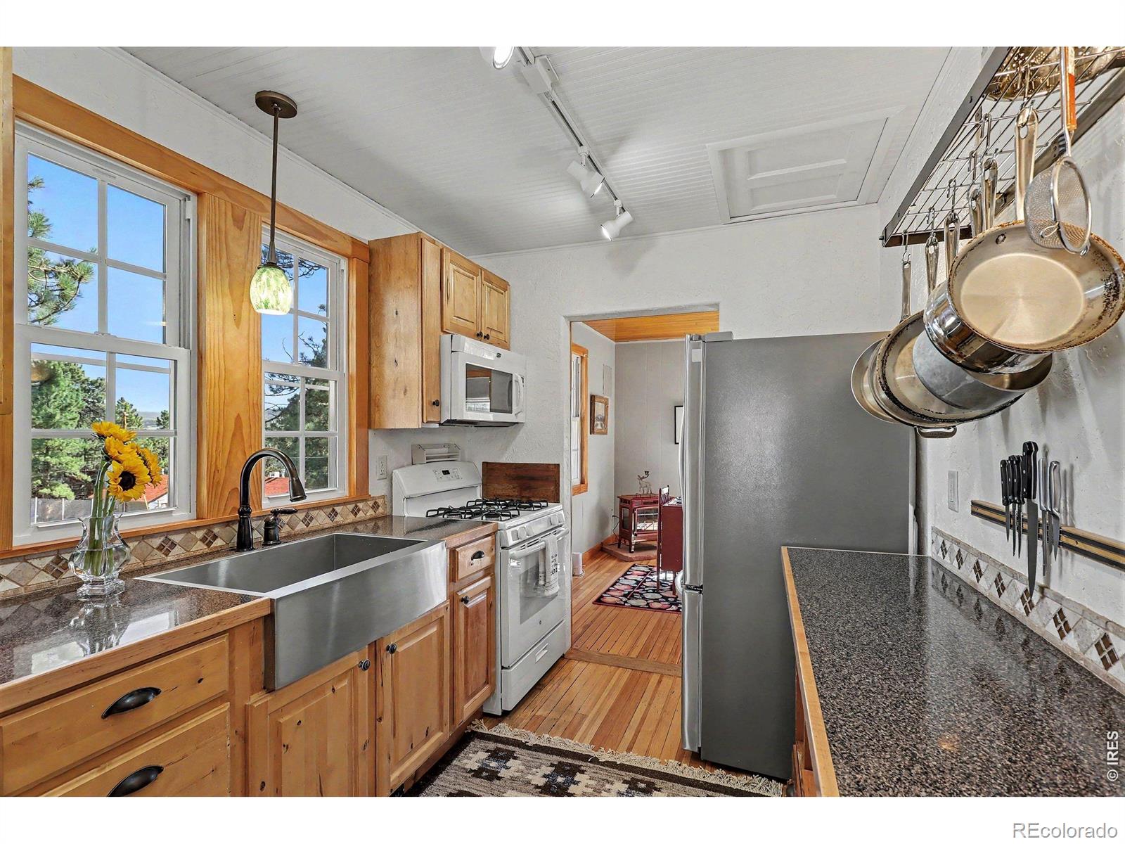 MLS Image #3 for 823  university drive,estes park, Colorado