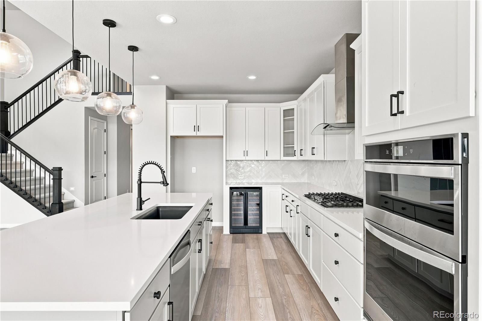 MLS Image #10 for 667  simmental loop,castle rock, Colorado