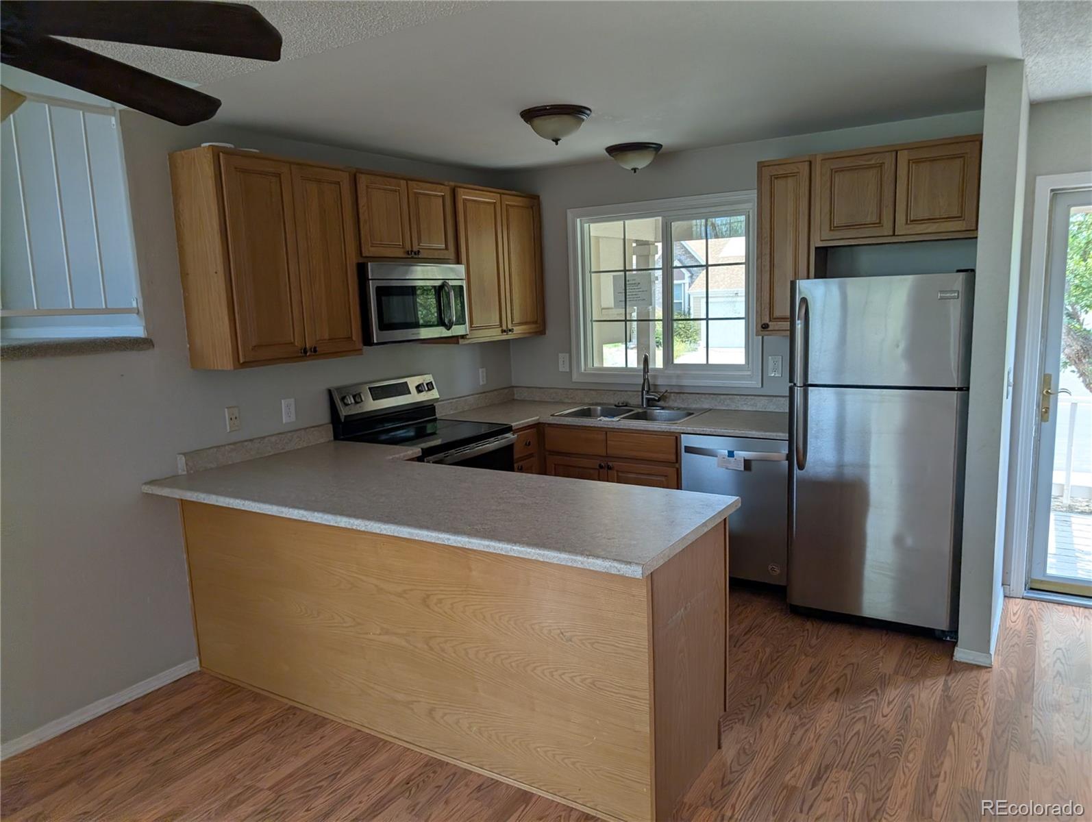 MLS Image #5 for 20705  mitchell place,denver, Colorado