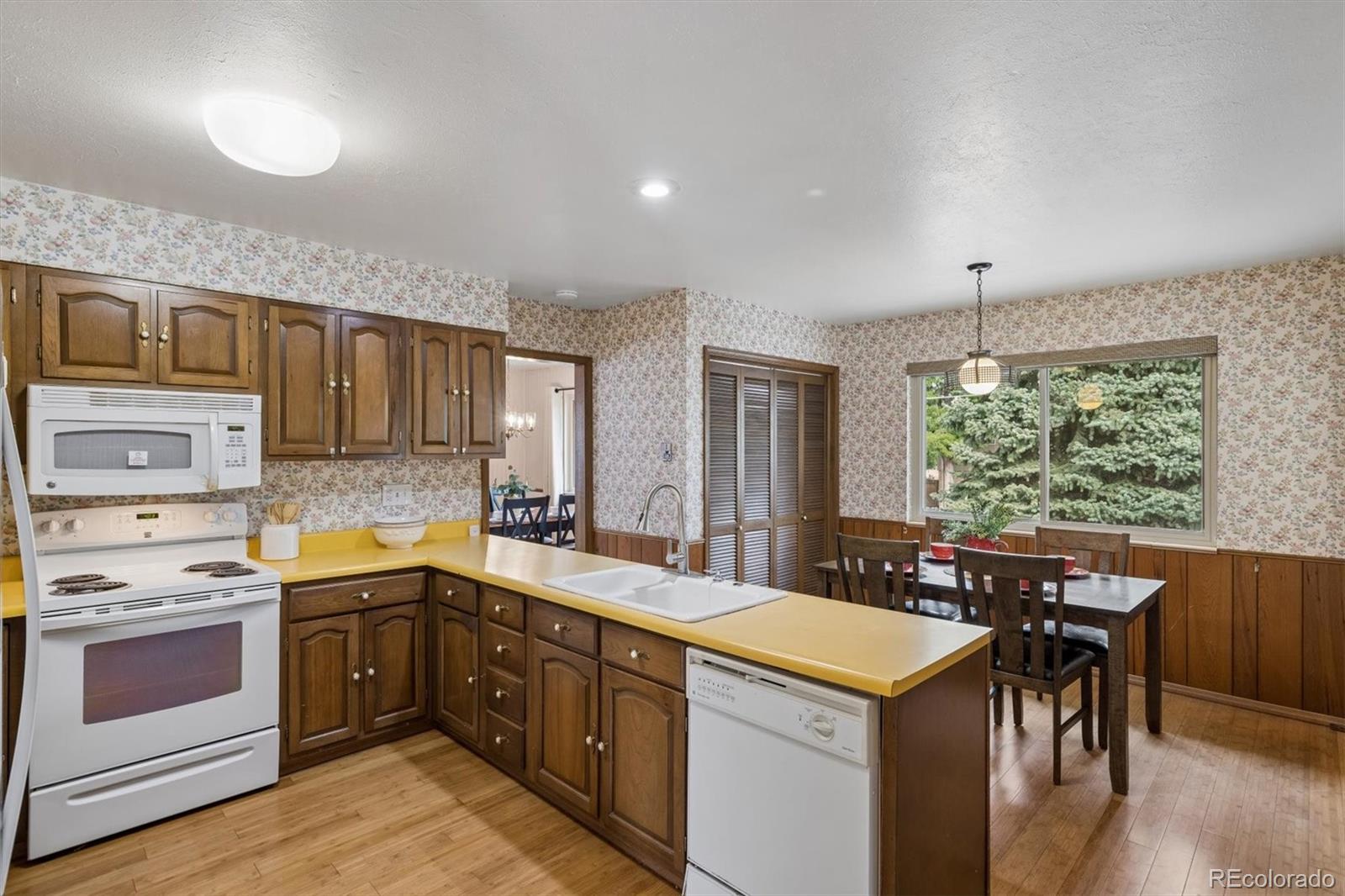 MLS Image #9 for 3288  swadley street,wheat ridge, Colorado