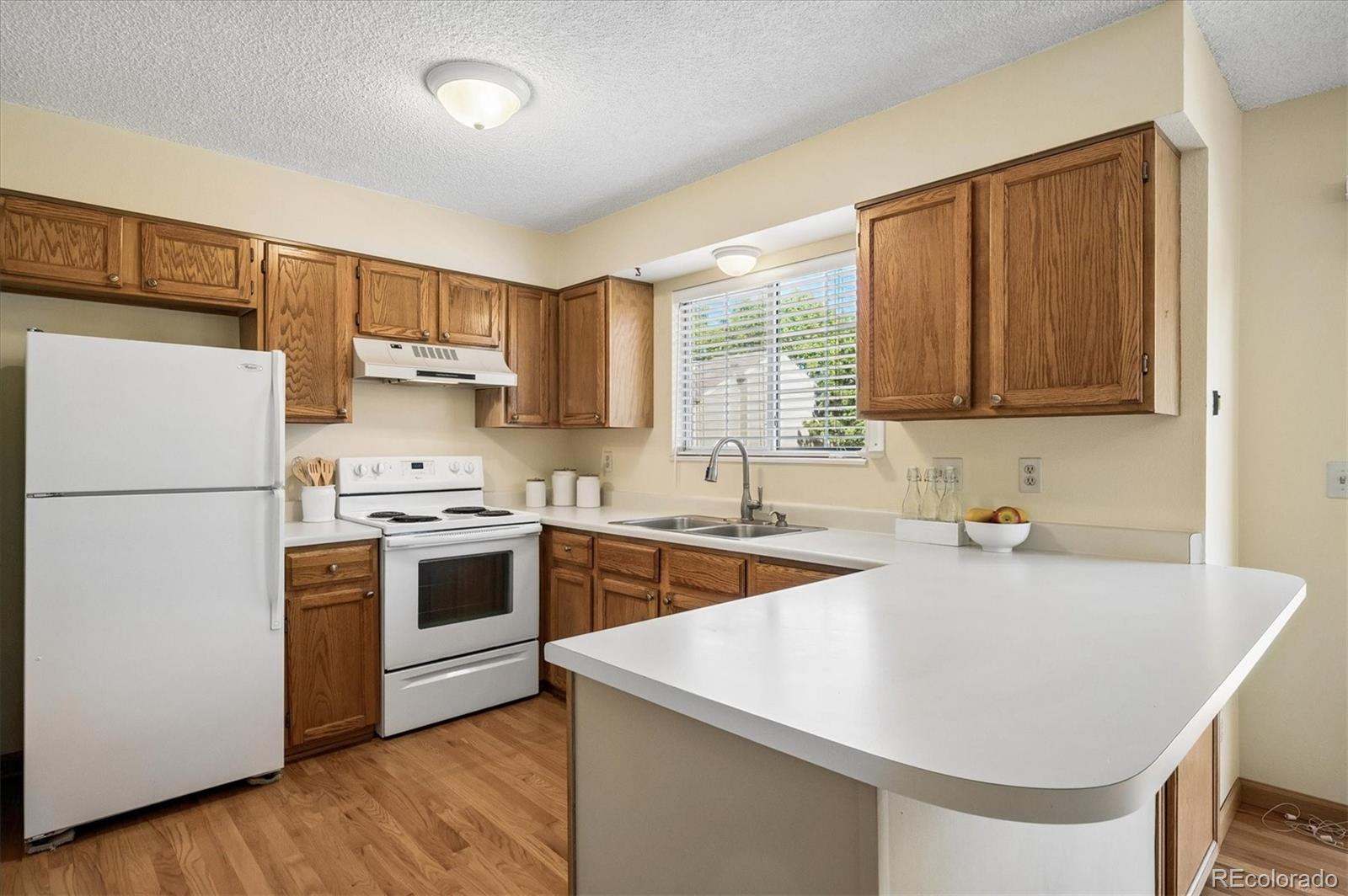 MLS Image #9 for 11145 w 17th avenue,lakewood, Colorado