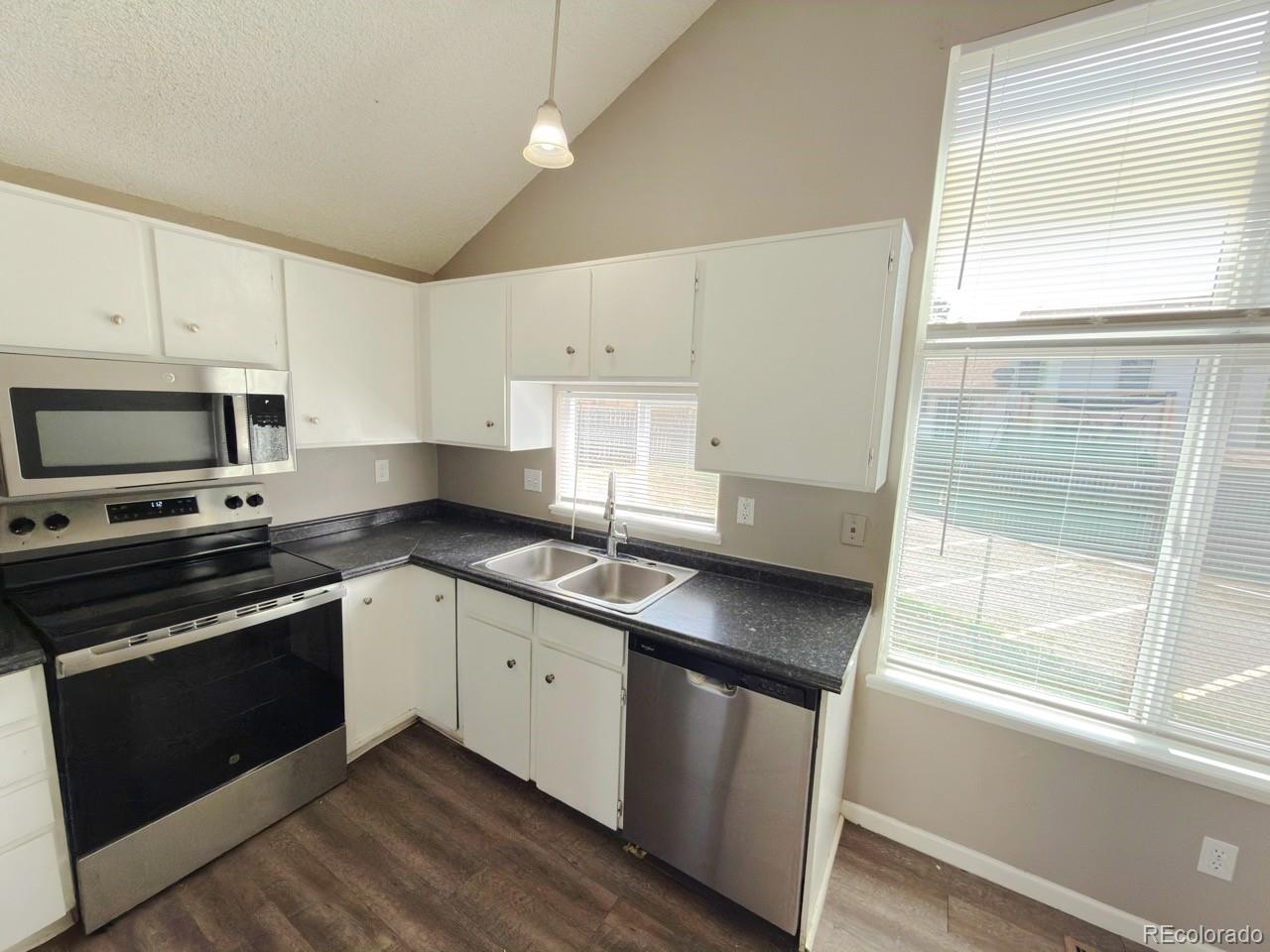 MLS Image #11 for 3762 s danube circle,aurora, Colorado